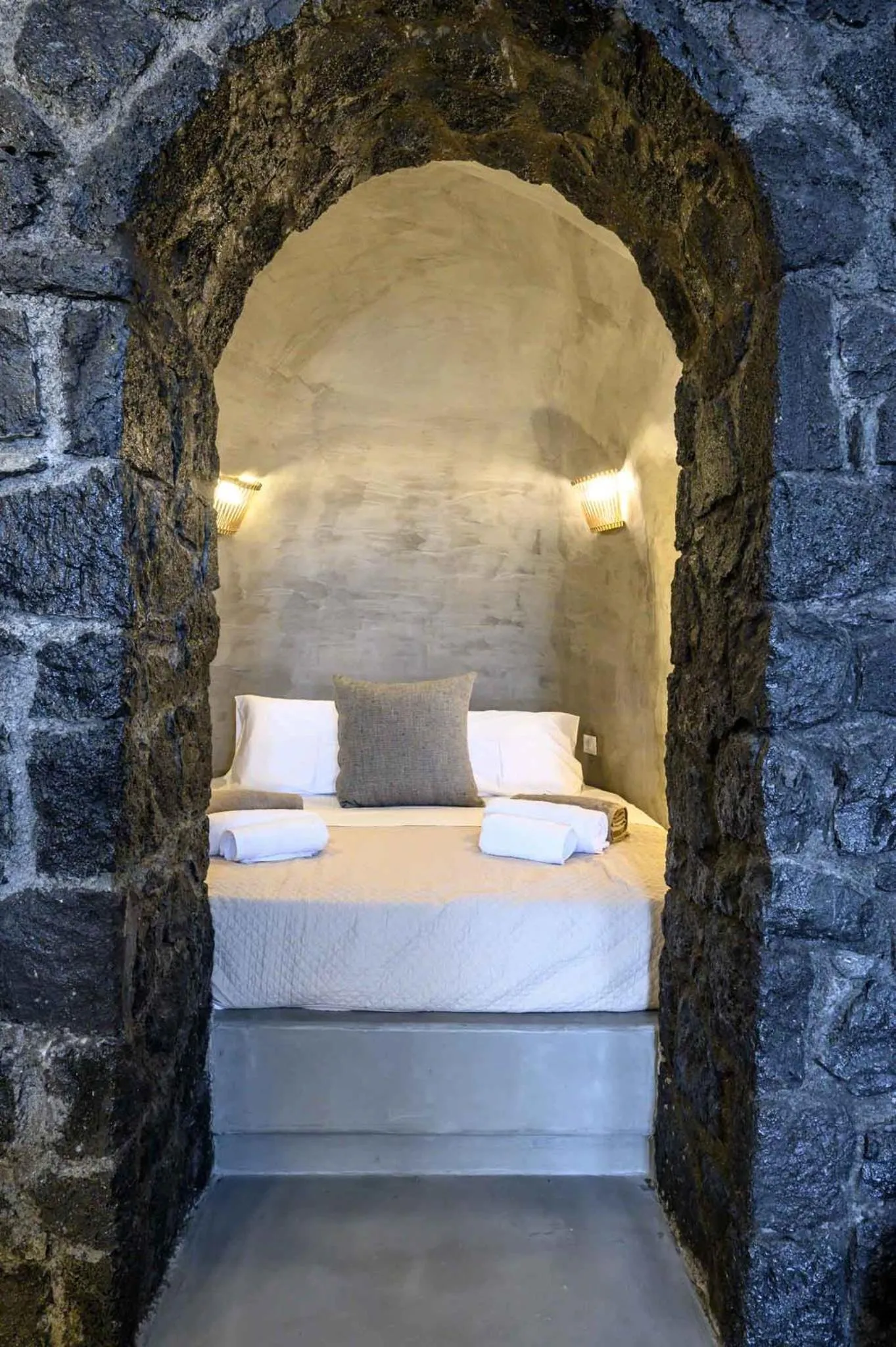Bed in Deep Earth Villas
