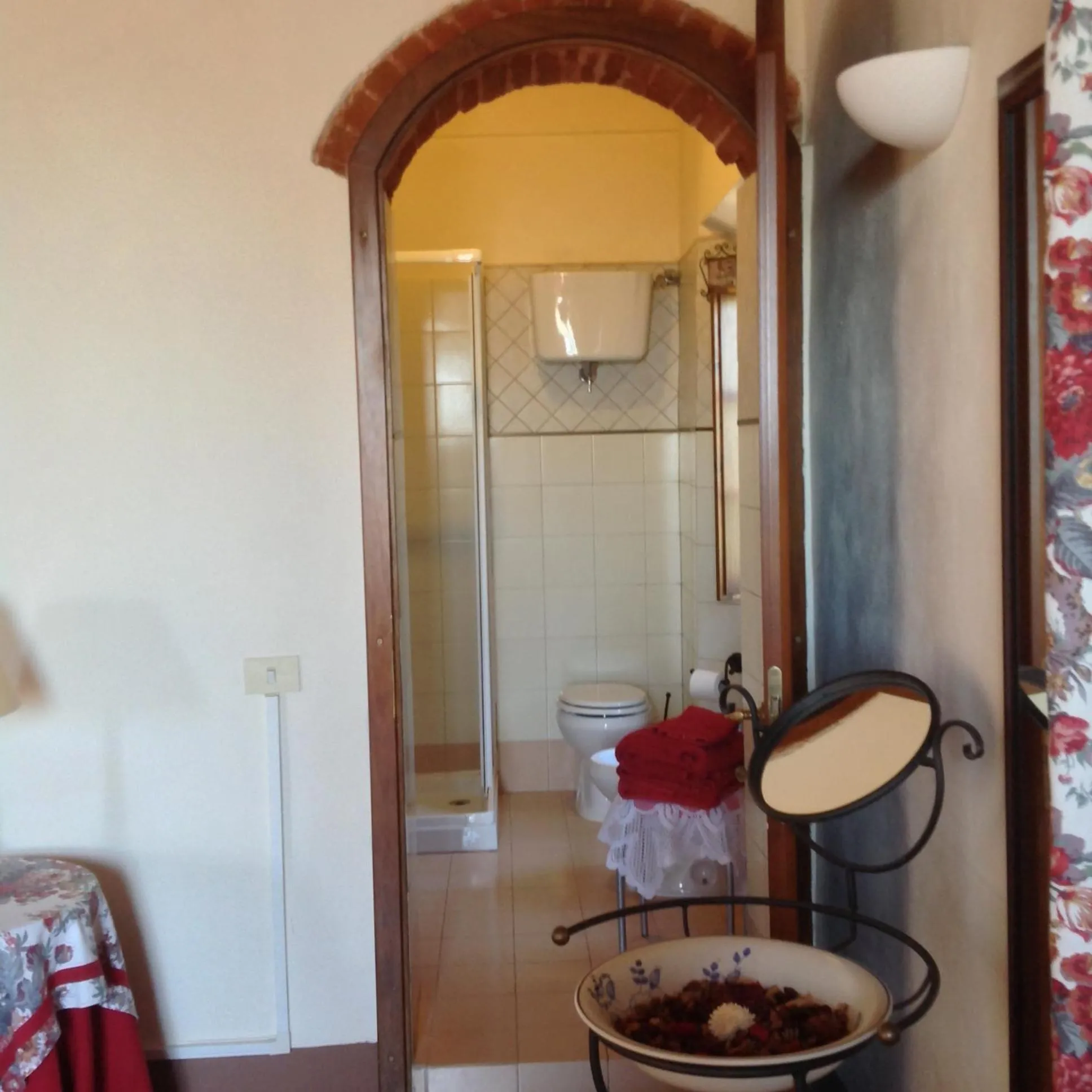 Bathroom in La Canonica Di San Michele
