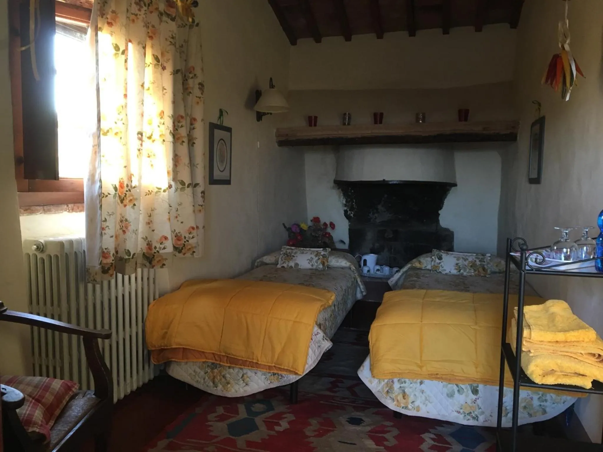 Photo of the whole room, Bed in La Canonica Di San Michele