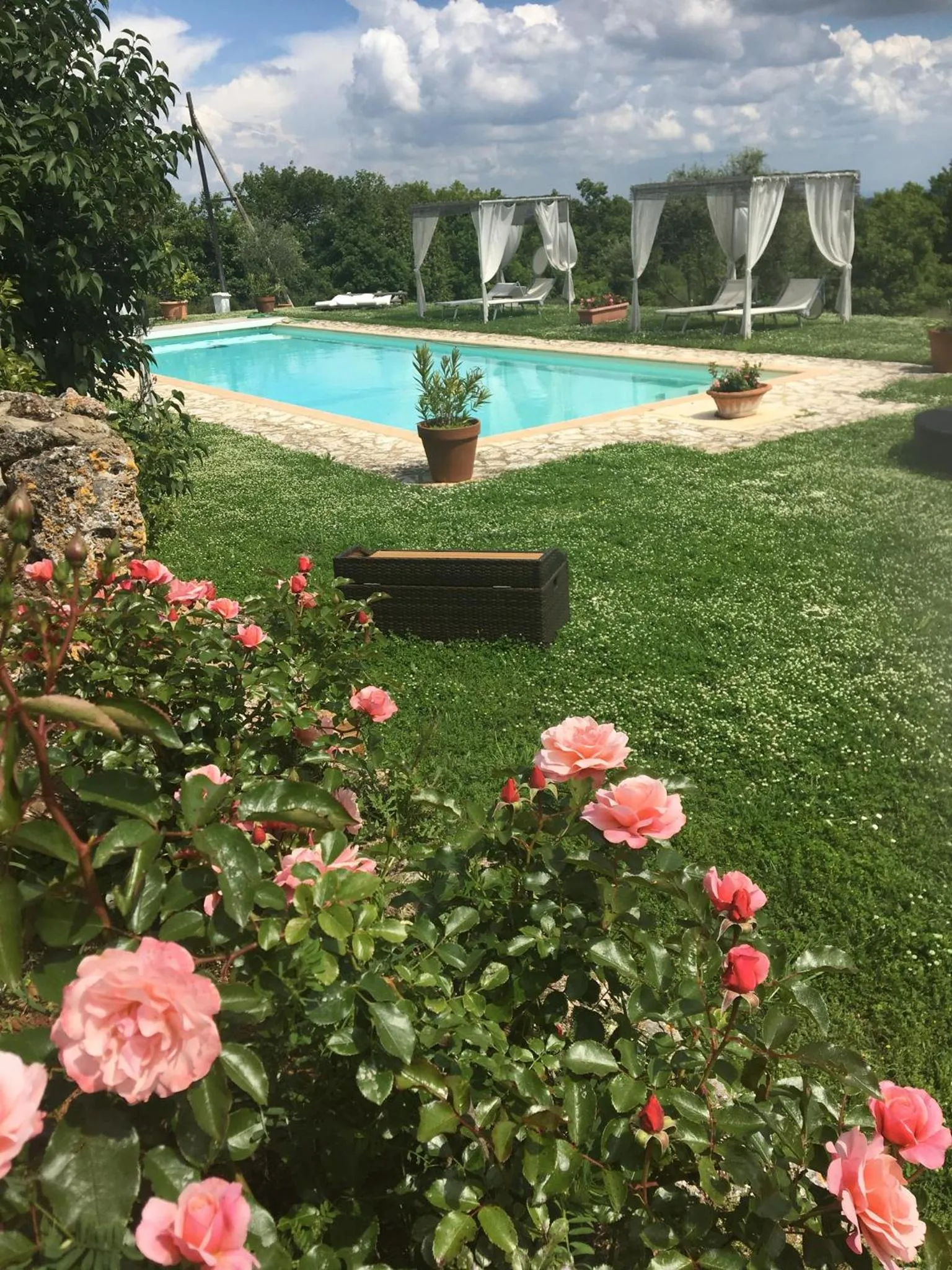 Swimming pool in La Canonica Di San Michele