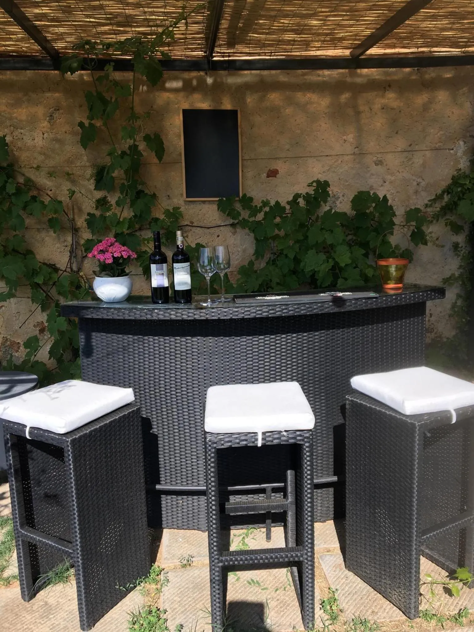 Lounge or bar in La Canonica Di San Michele