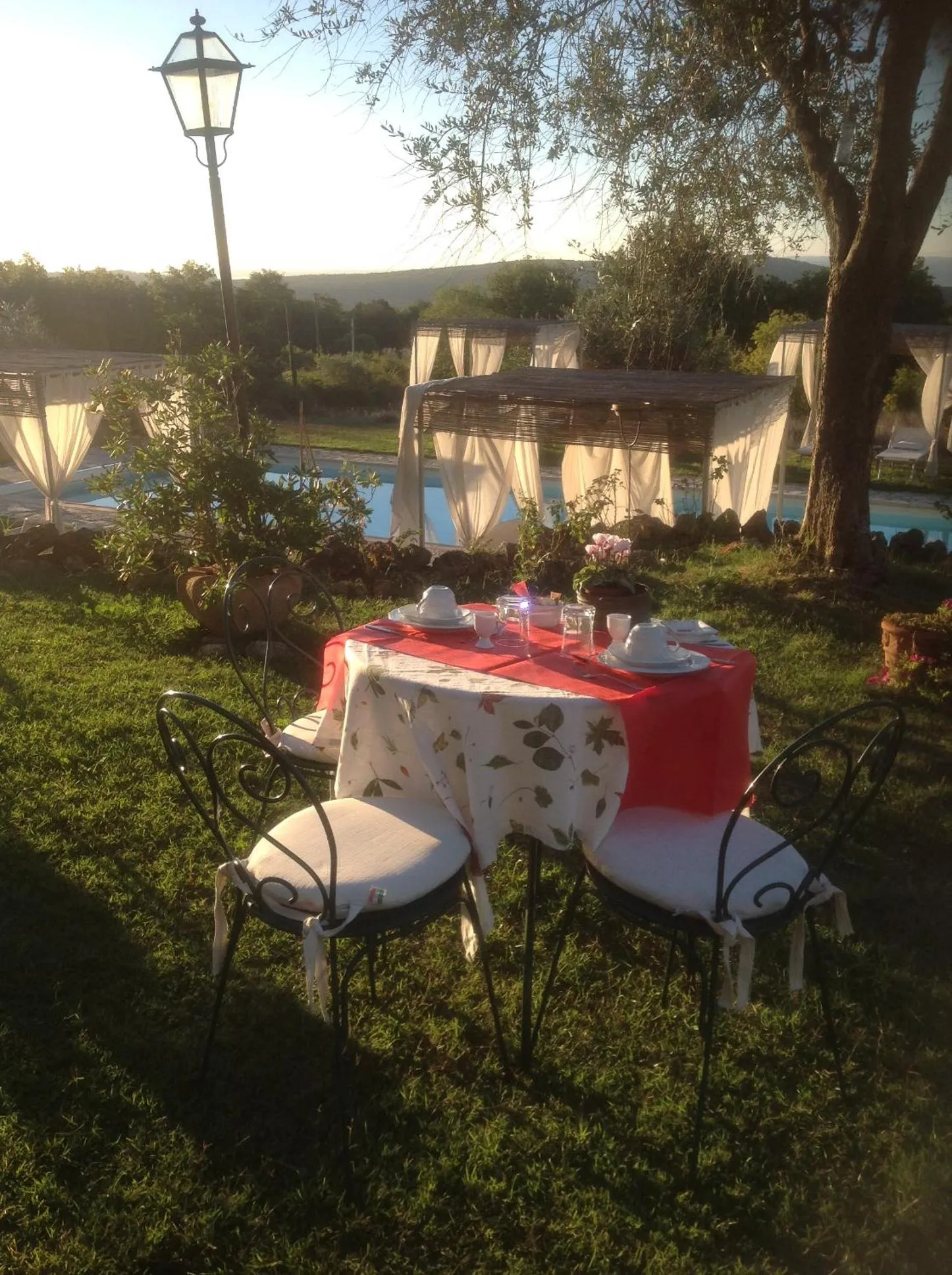 Restaurant/places to eat in La Canonica Di San Michele