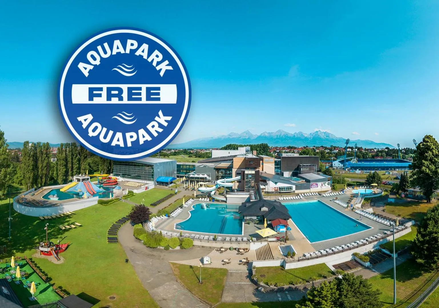 Property building in Hotel AquaCity Riverside