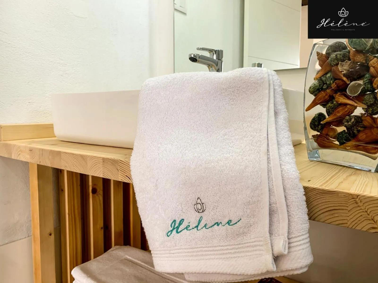 Bathroom in Hélène Holidays - Hotel Boutique