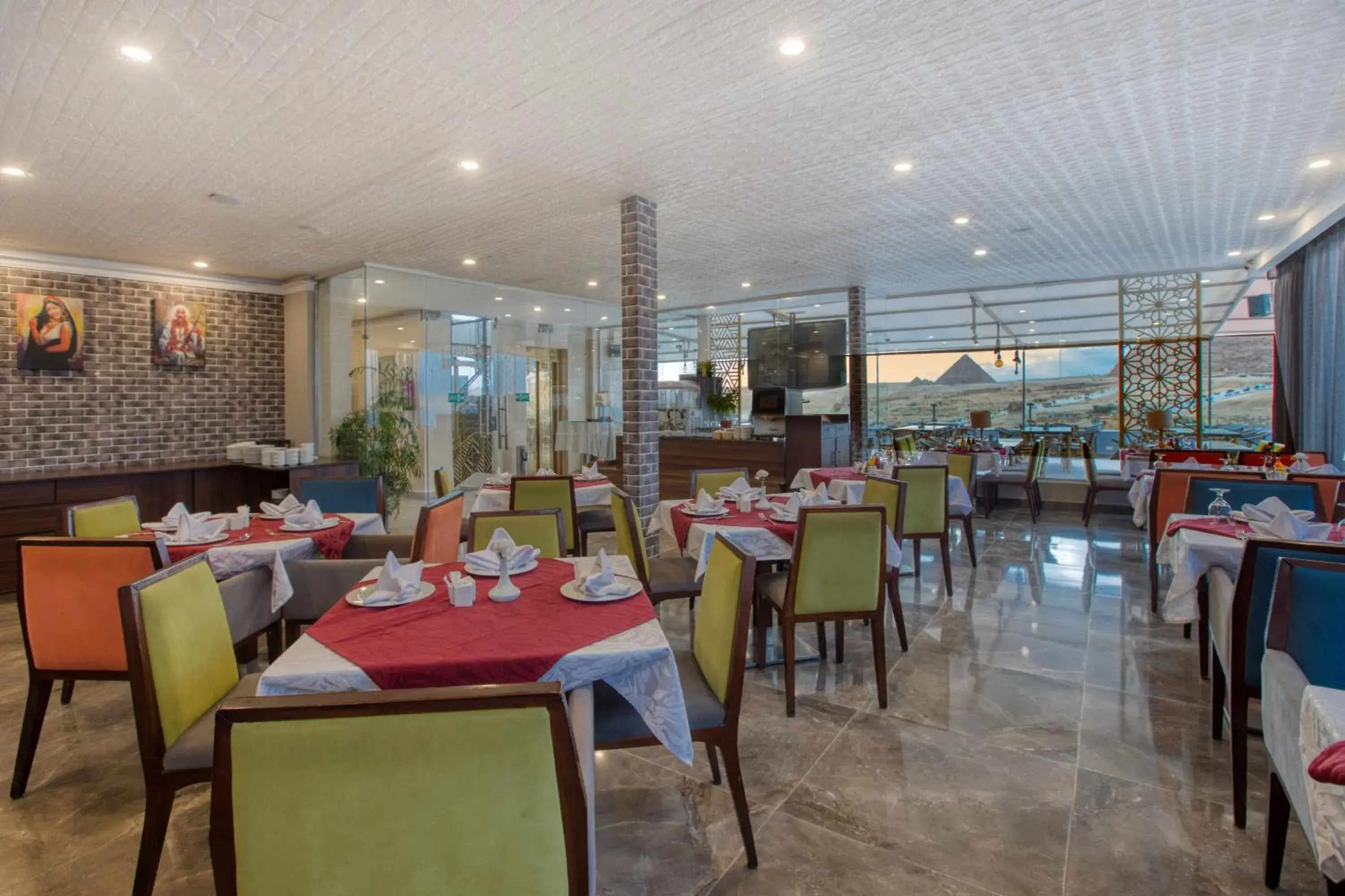 Restaurant/places to eat in Mamlouk Pyramids Hotel Restaurant/places to eat in Mamlouk Pyramids Hotel