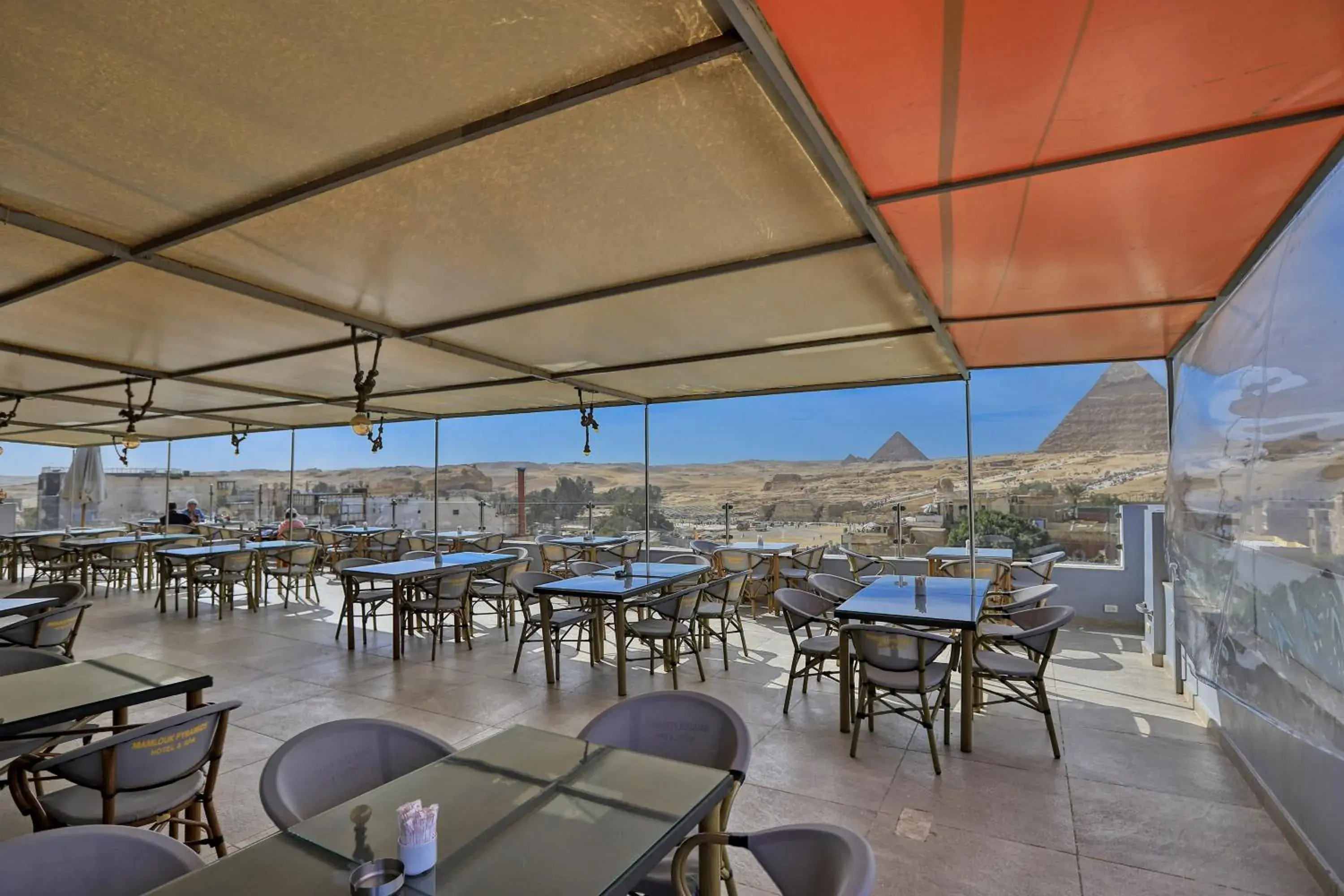 Restaurant/places to eat in Mamlouk Pyramids Hotel Restaurant/places to eat in Mamlouk Pyramids Hotel