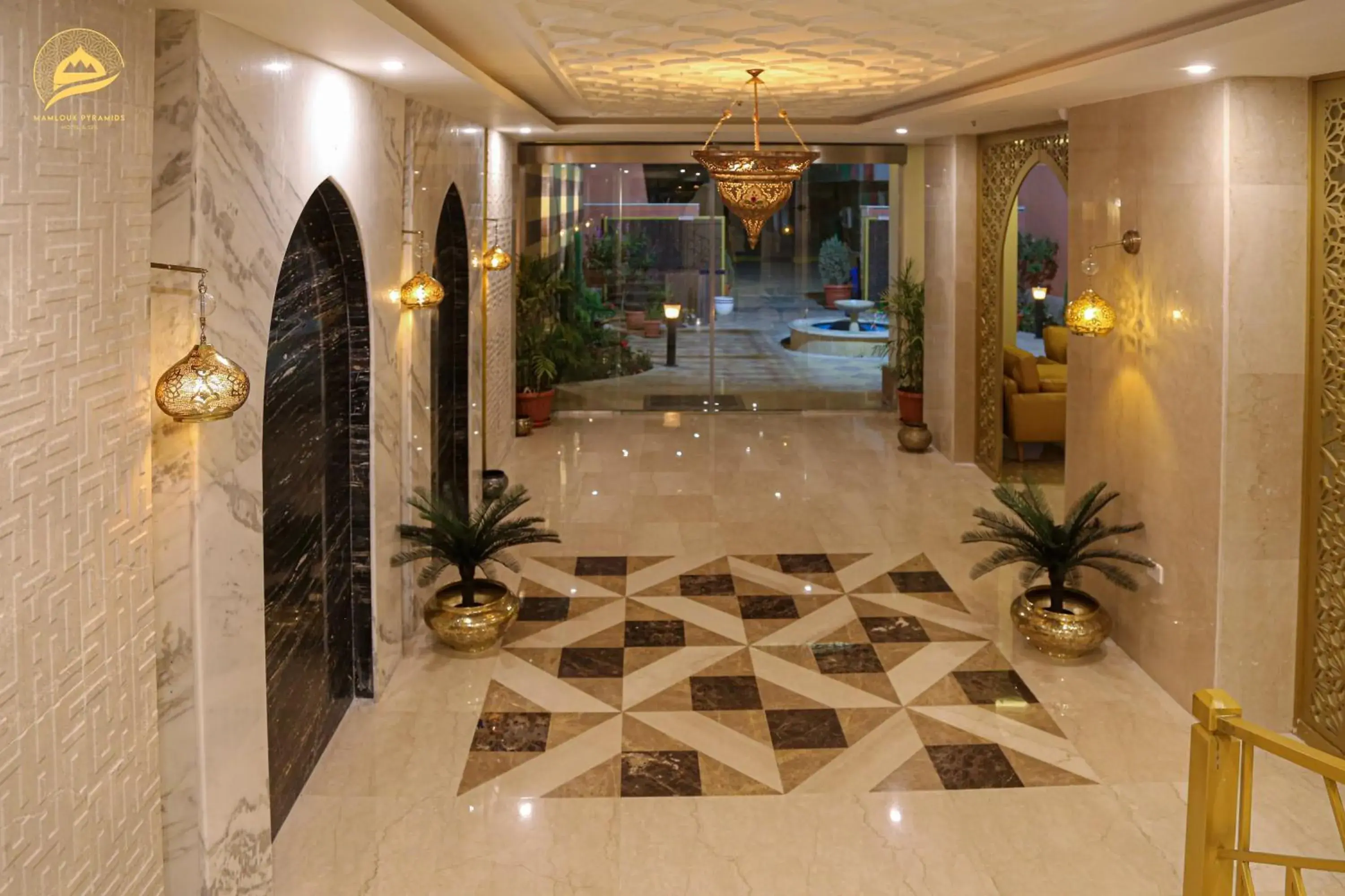 Facade/entrance in Mamlouk Pyramids Hotel Facade/entrance in Mamlouk Pyramids Hotel