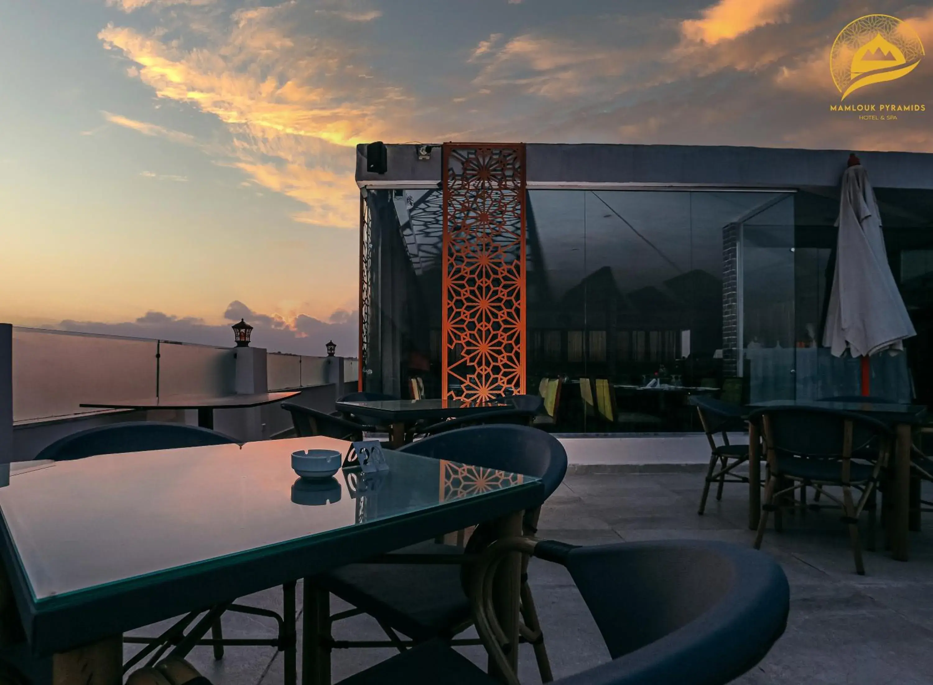 Restaurant/places to eat in Mamlouk Pyramids Hotel Restaurant/places to eat in Mamlouk Pyramids Hotel