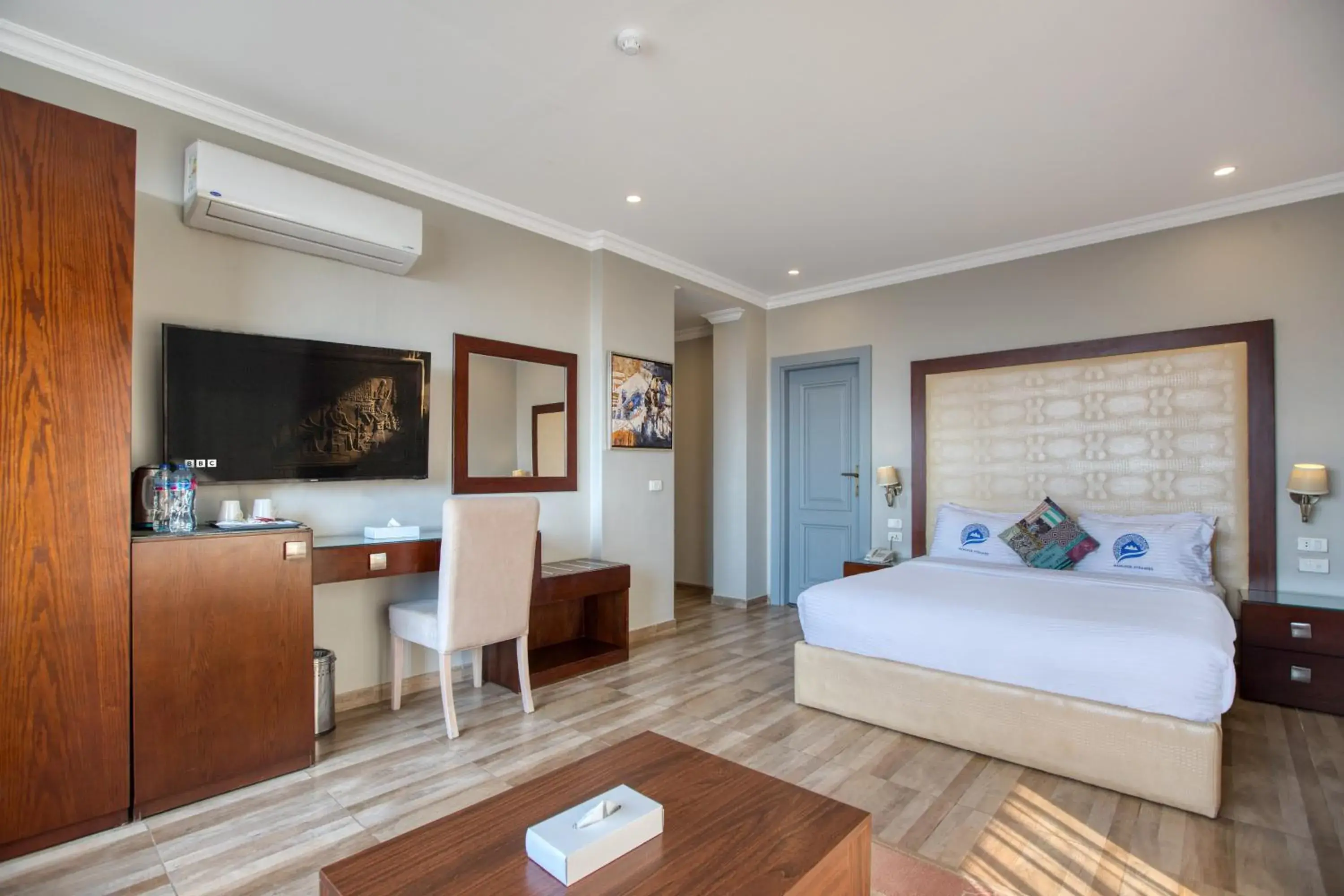 Bed in Mamlouk Pyramids Hotel Bed in Mamlouk Pyramids Hotel