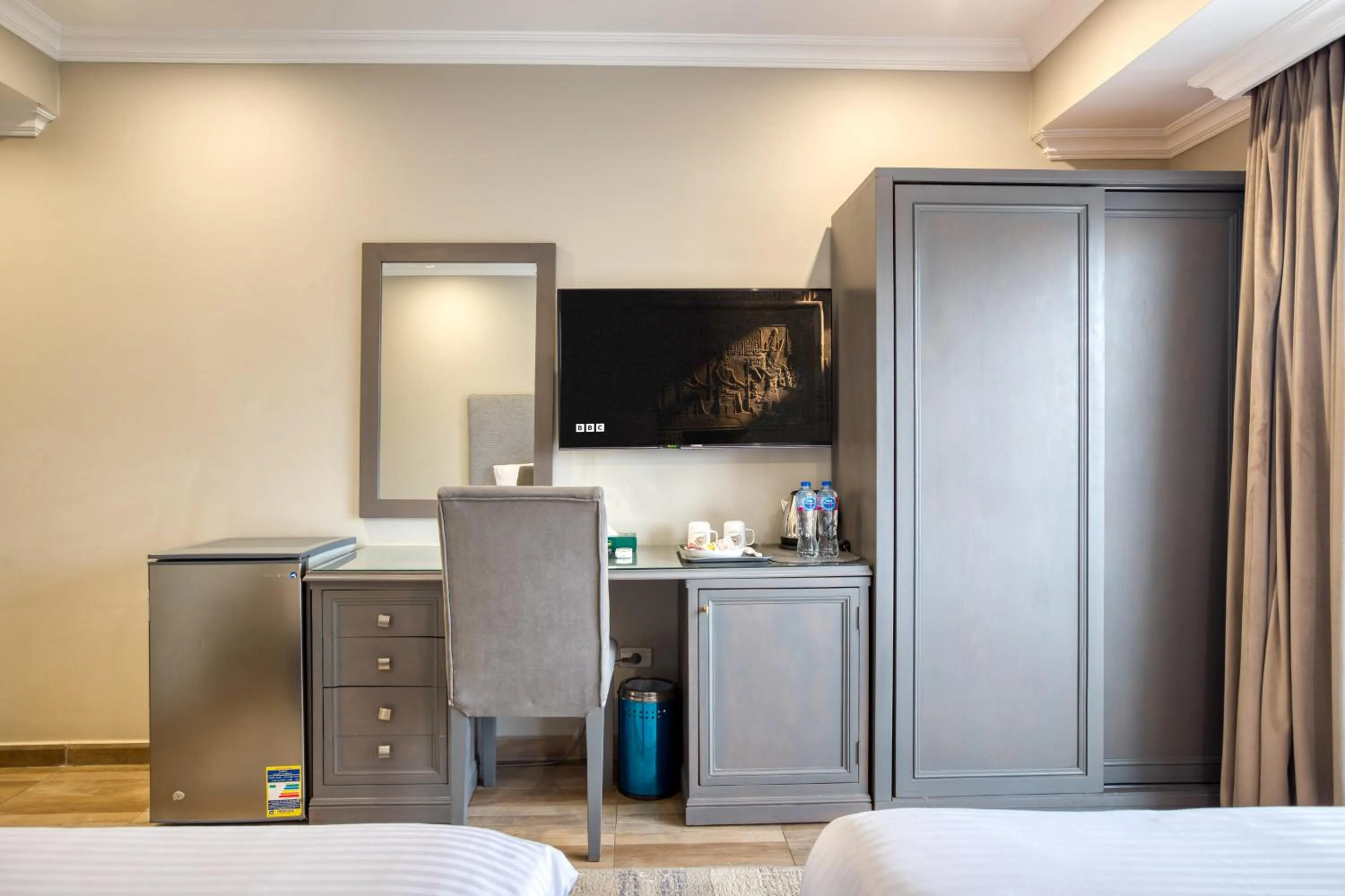 Bedroom, Bed in Mamlouk Pyramids Hotel