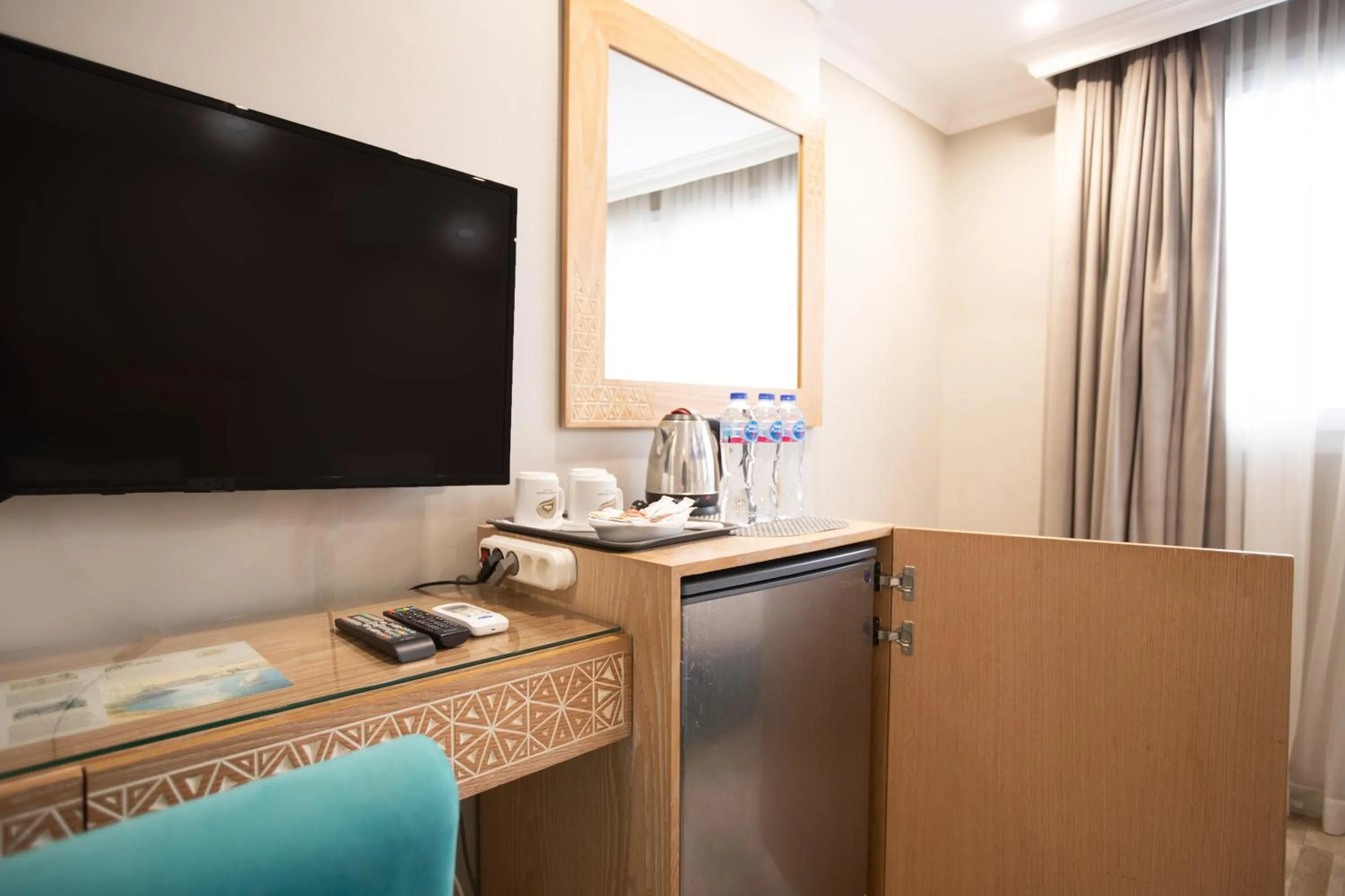 oven in Mamlouk Pyramids Hotel