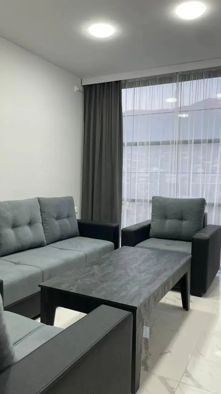 Family Room with Private Bathroom in Kamar Hotel Ijevan Family Room with Private Bathroom in Kamar Hotel Ijevan