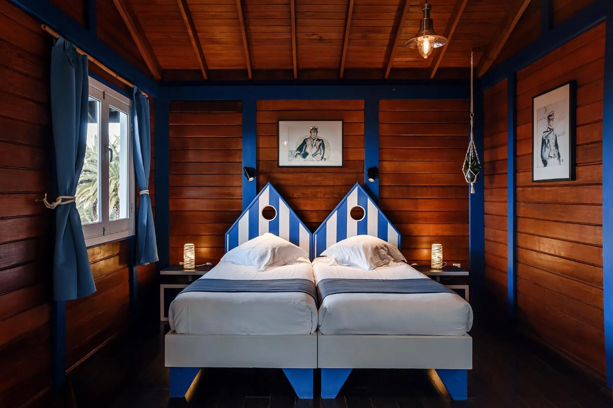 Photo of the whole room, Bed in O Zimbreiro