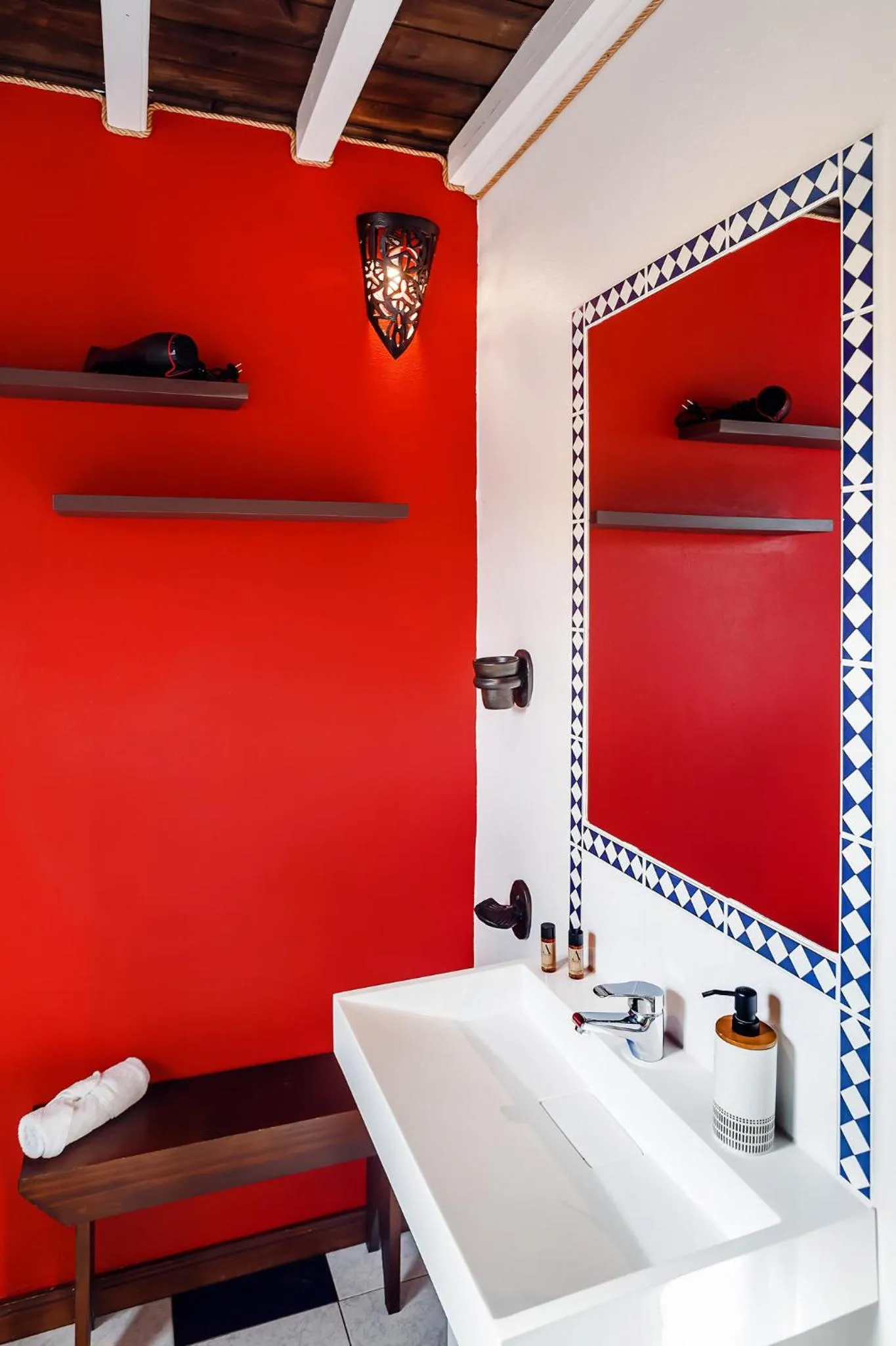Bathroom in O Zimbreiro