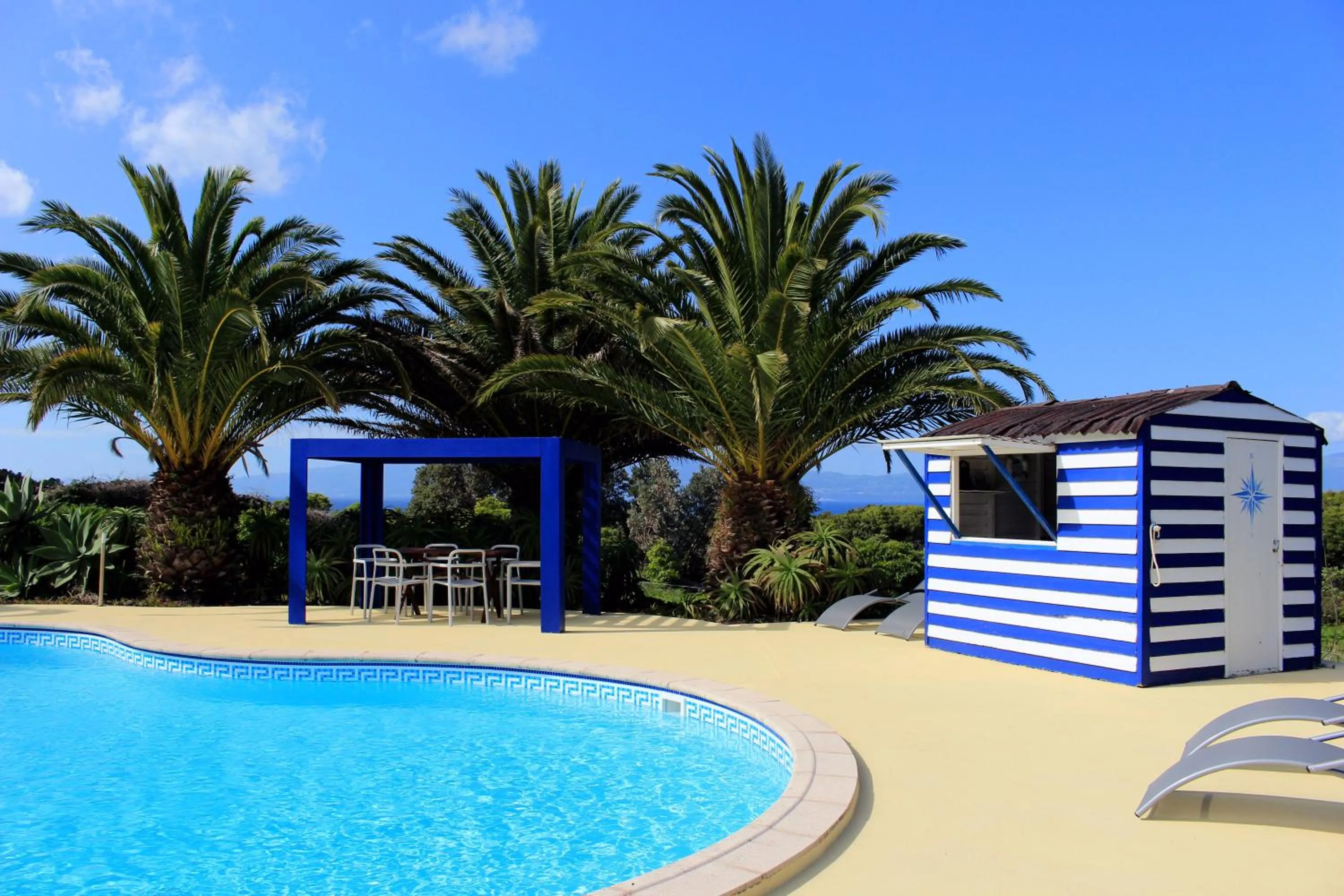 Swimming pool in O Zimbreiro