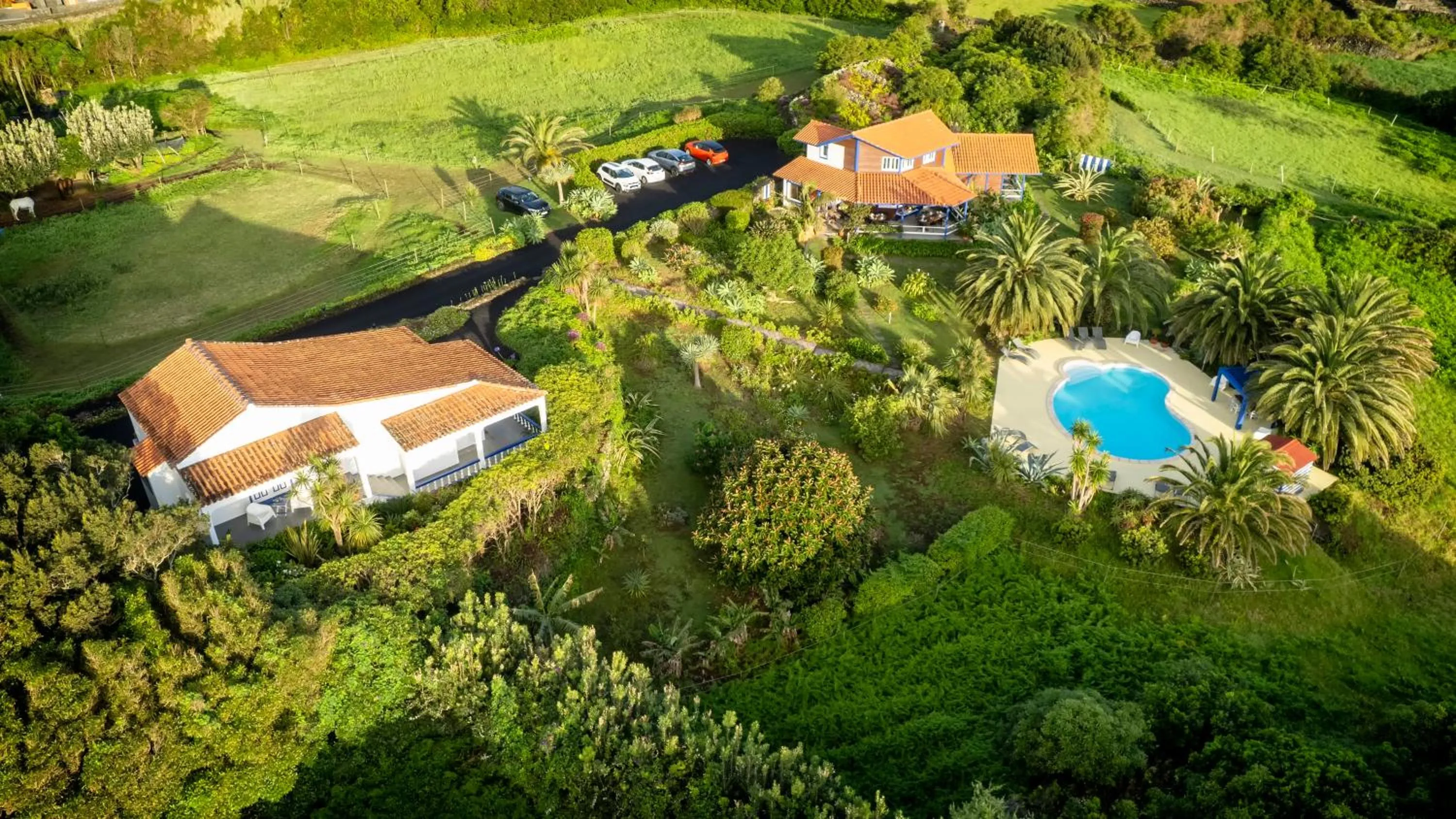 Property building in O Zimbreiro