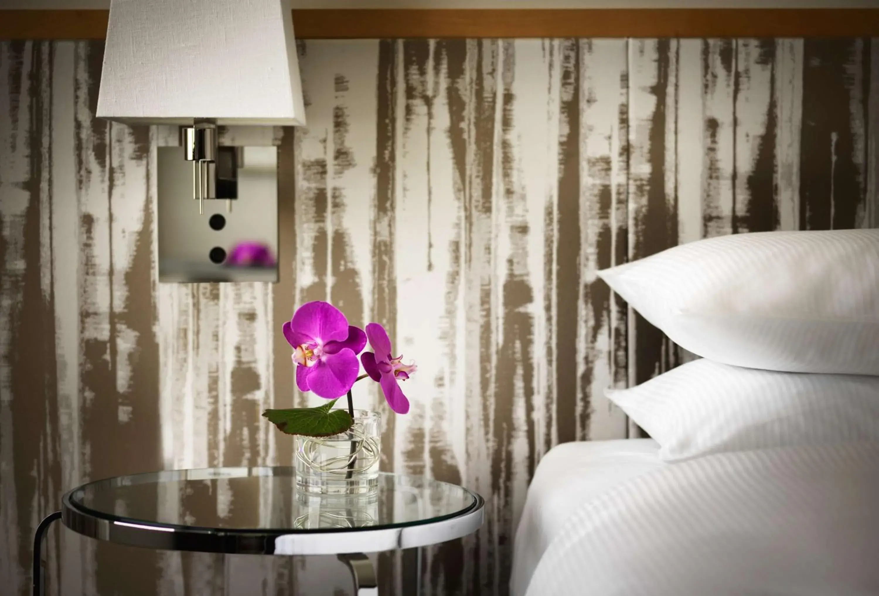 Bedroom, Bed in Hyatt Regency Mainz Bedroom, Bed in Hyatt Regency Mainz