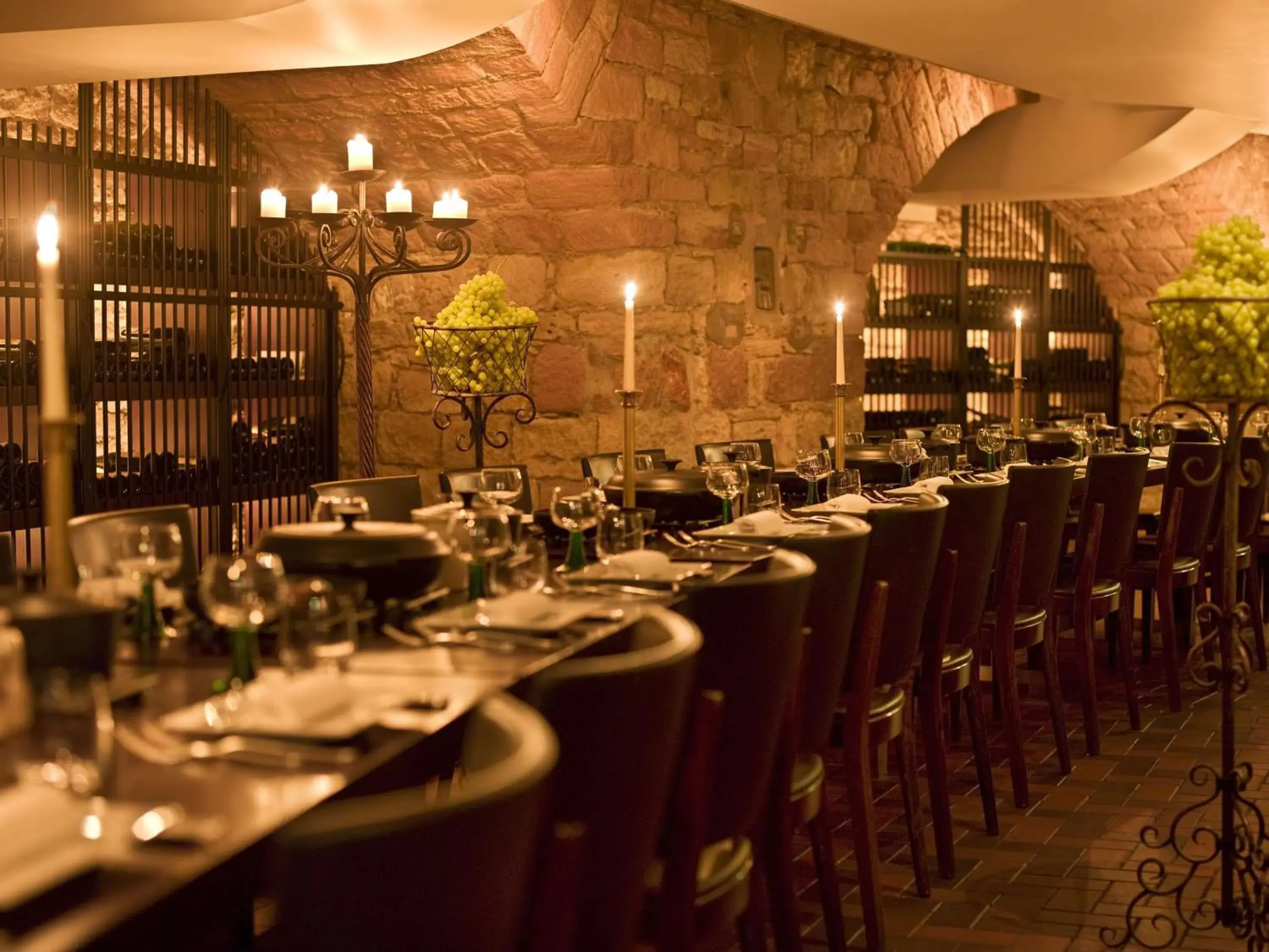 Restaurant/places to eat in Hyatt Regency Mainz Restaurant/places to eat in Hyatt Regency Mainz