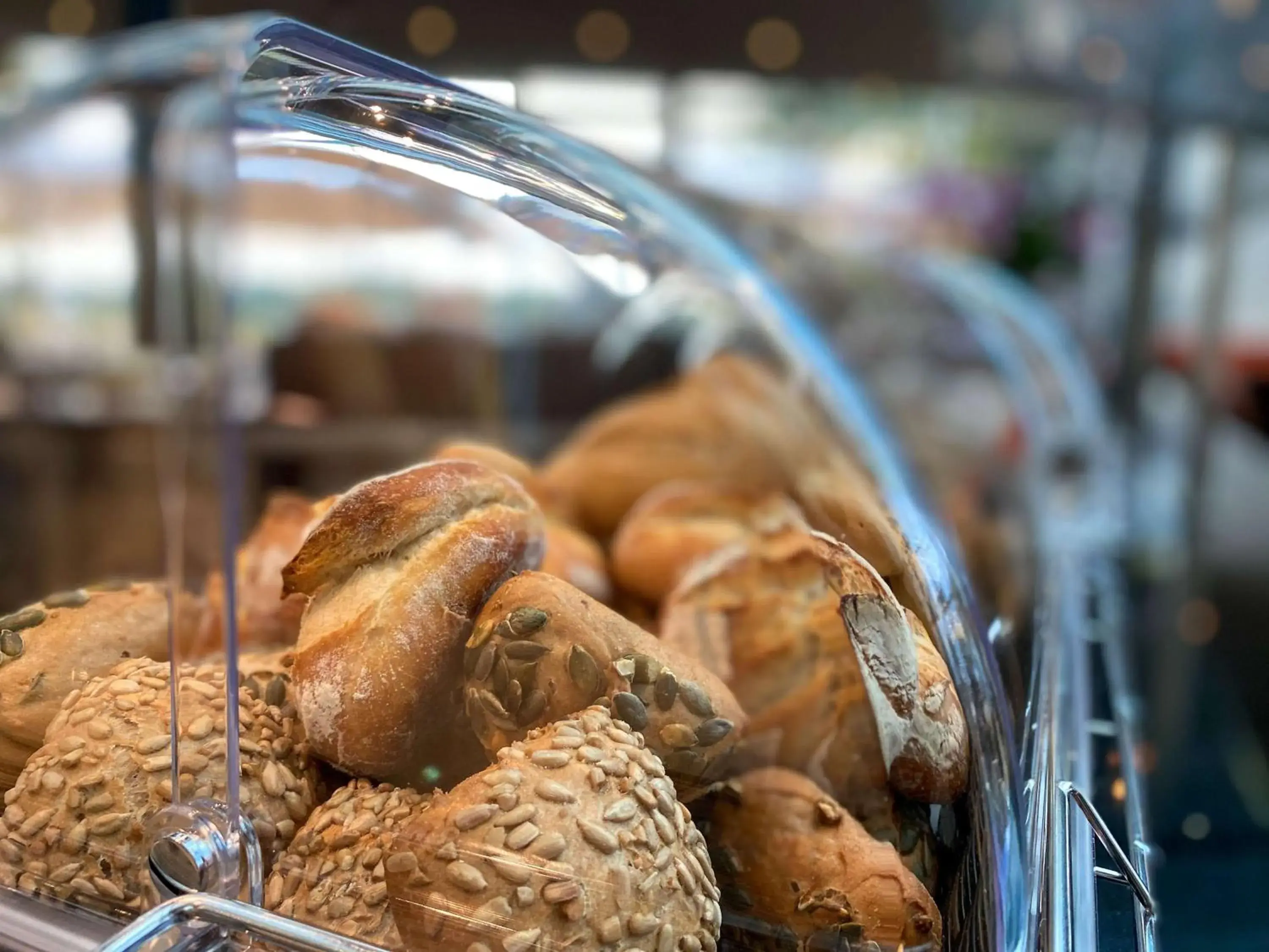 Restaurant/places to eat in Hyatt Regency Mainz Restaurant/places to eat in Hyatt Regency Mainz