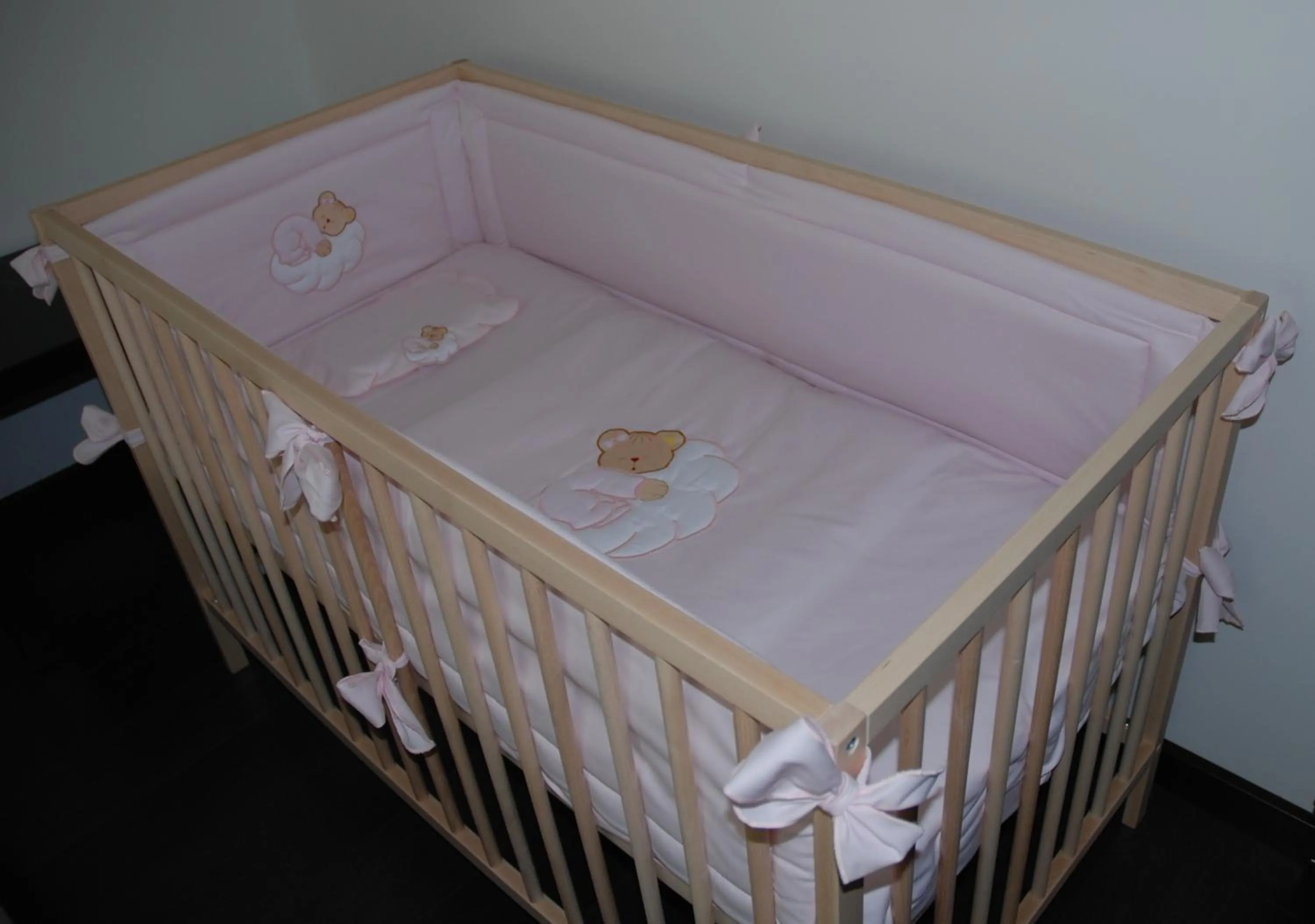 cot in Solar Dos Cáceres