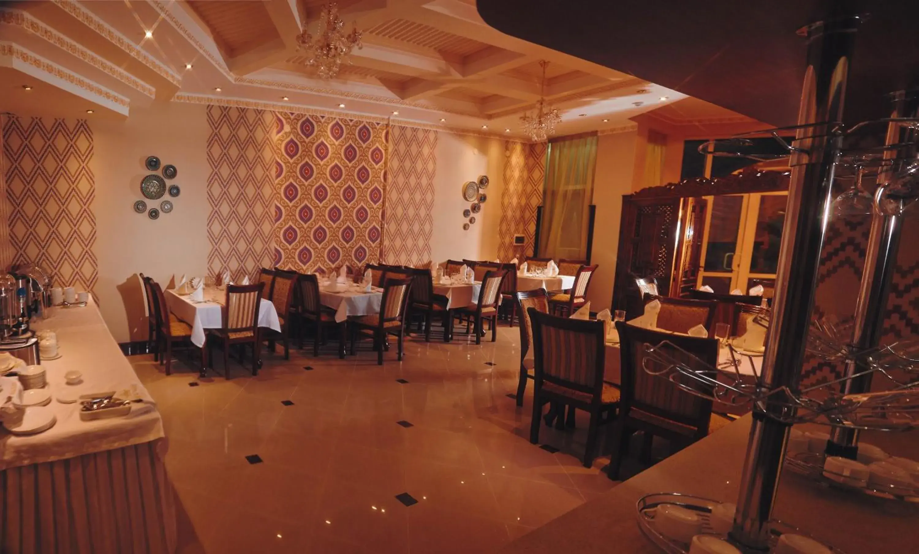 Restaurant/places to eat in Mixt Royal Palace Restaurant/places to eat in Mixt Royal Palace