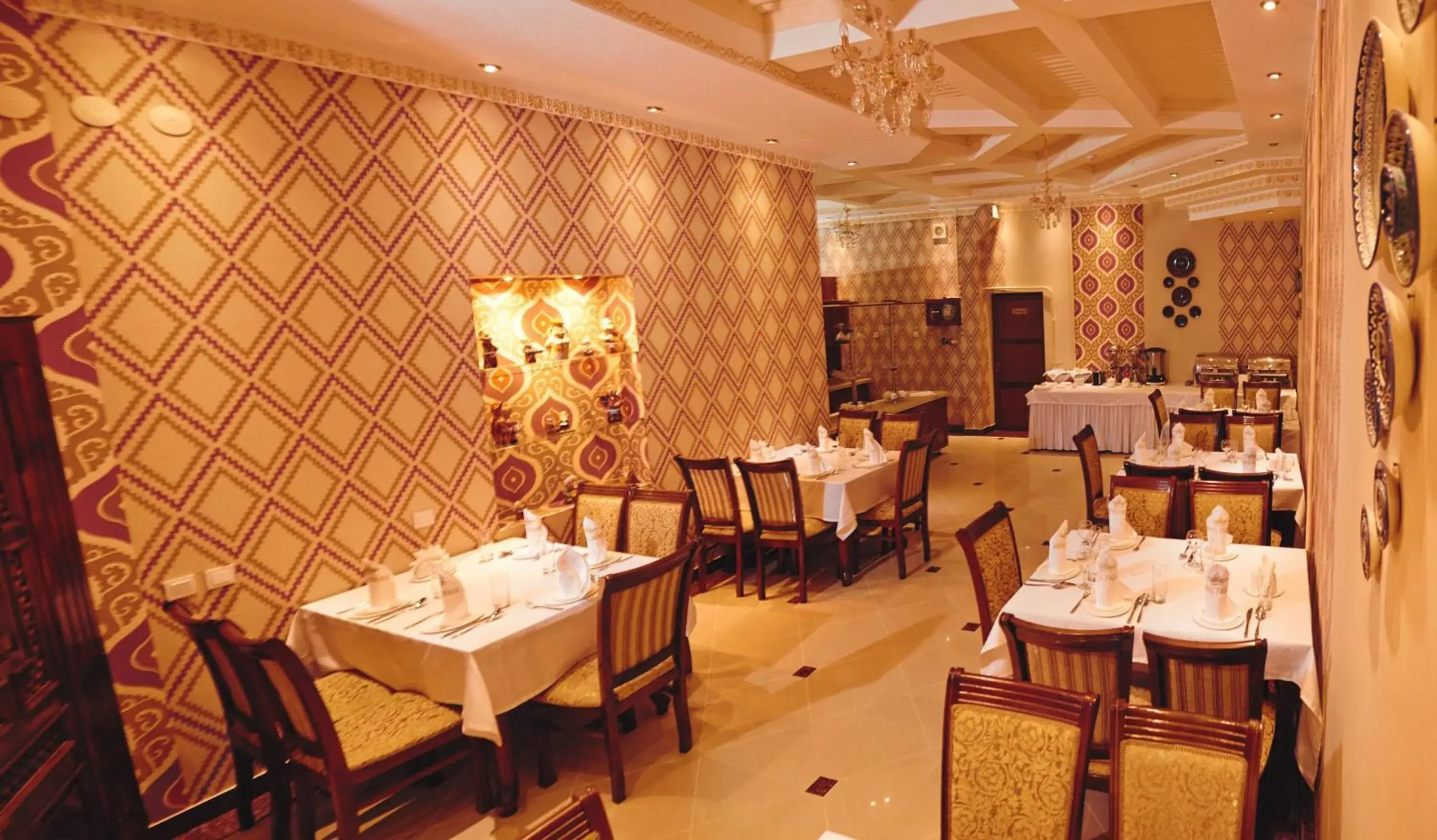 Restaurant/places to eat in Mixt Royal Palace Restaurant/places to eat in Mixt Royal Palace
