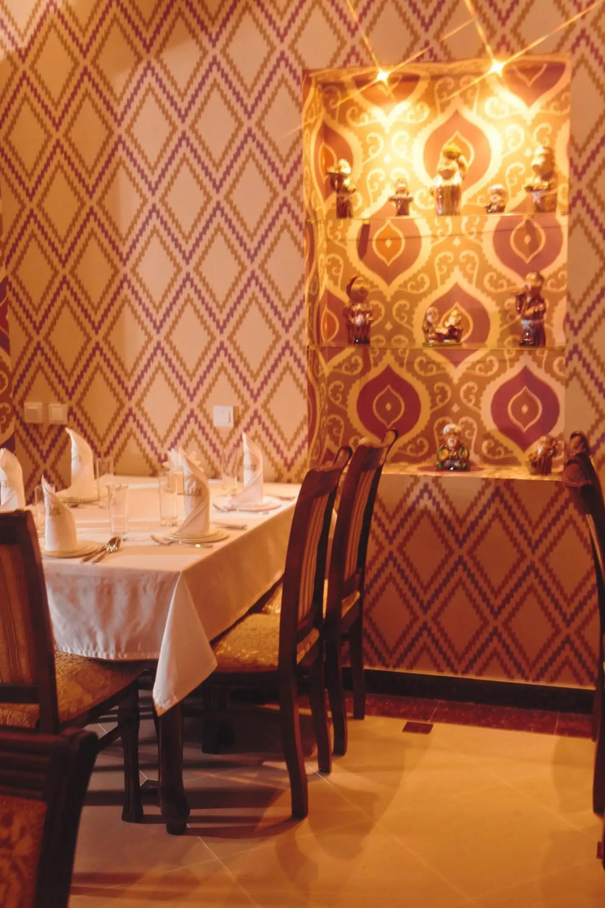 Restaurant/places to eat in Mixt Royal Palace Restaurant/places to eat in Mixt Royal Palace