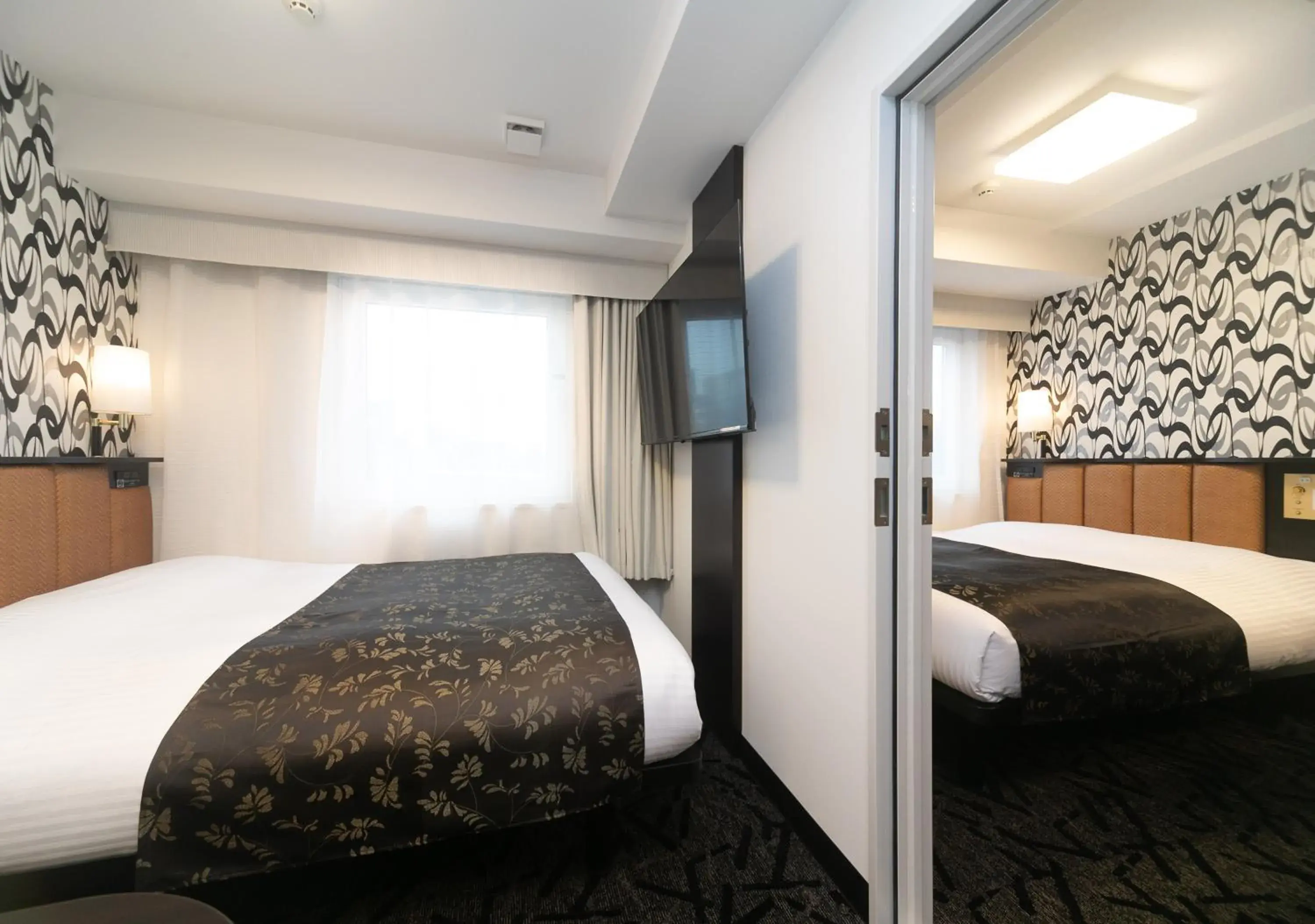 Photo of the whole room, Bed in APA Hotel Namba Shinsaibashi Nishi Photo of the whole room, Bed in APA Hotel Namba Shinsaibashi Nishi