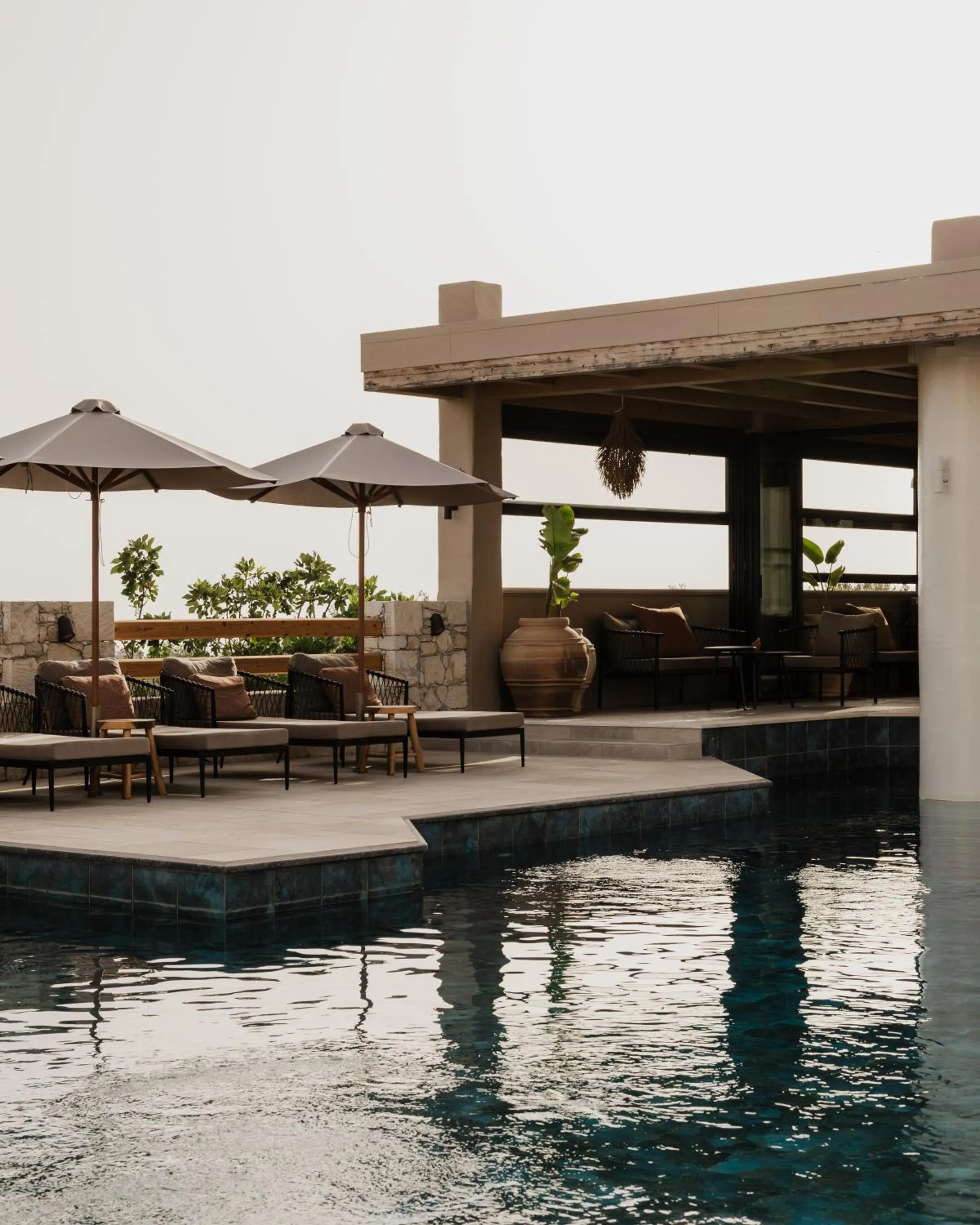 Swimming pool in Momi Slow Living Hotel