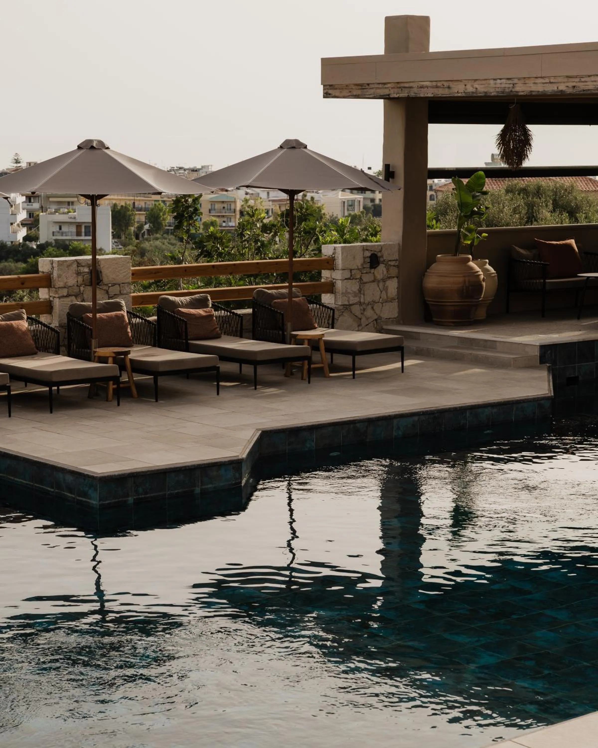 Swimming pool in Momi Slow Living Hotel