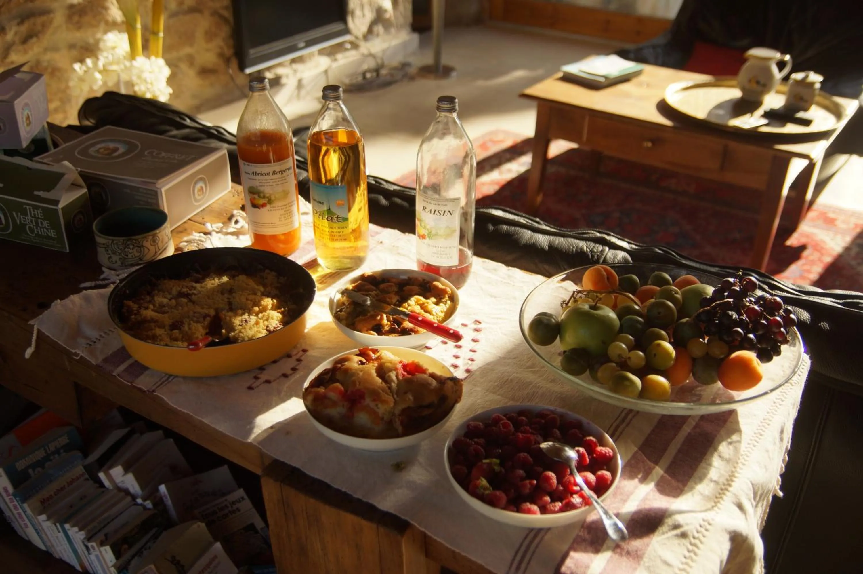 Buffet breakfast in Le Grand Noë