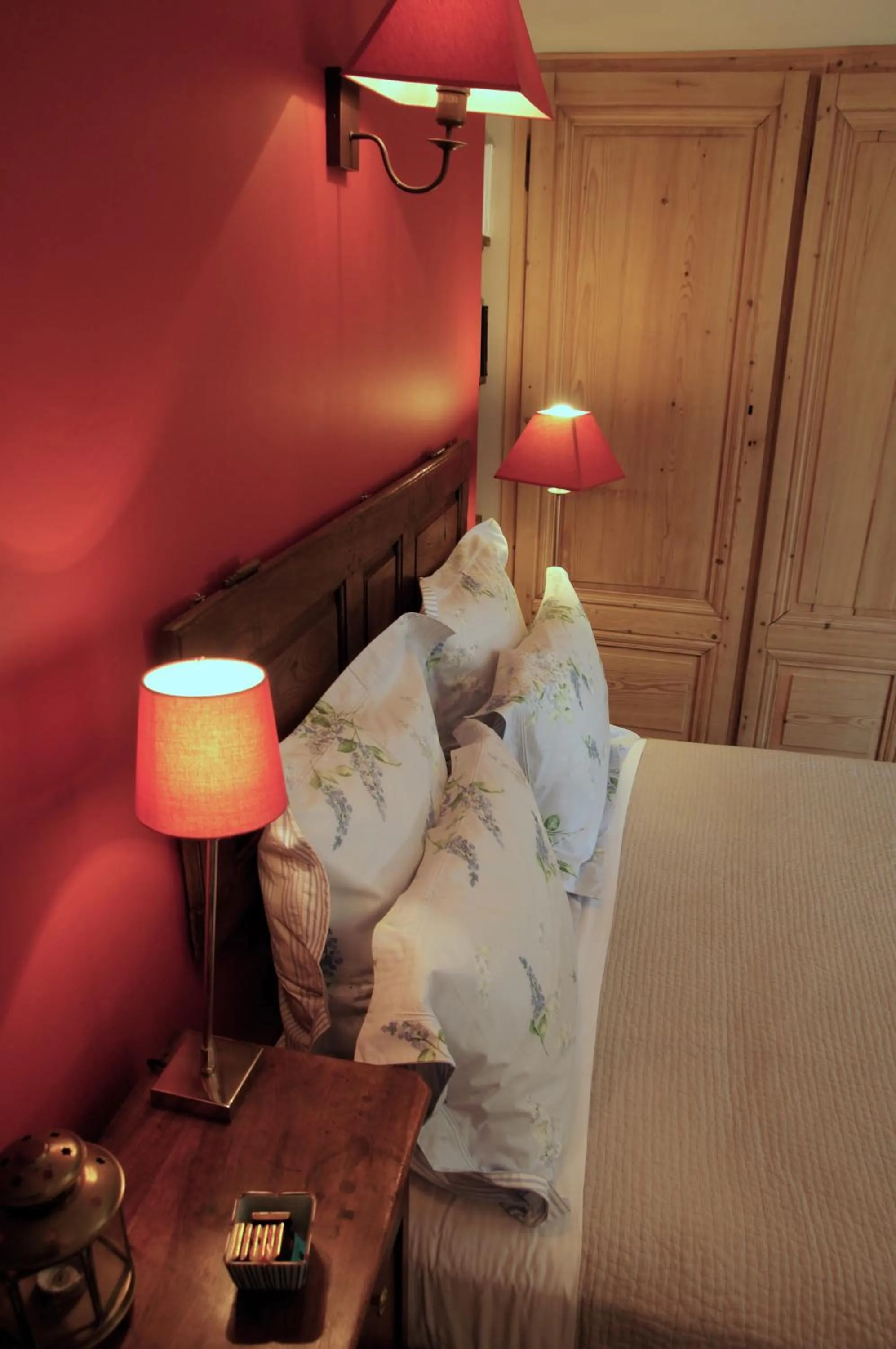 Bed in Le Grand Noë