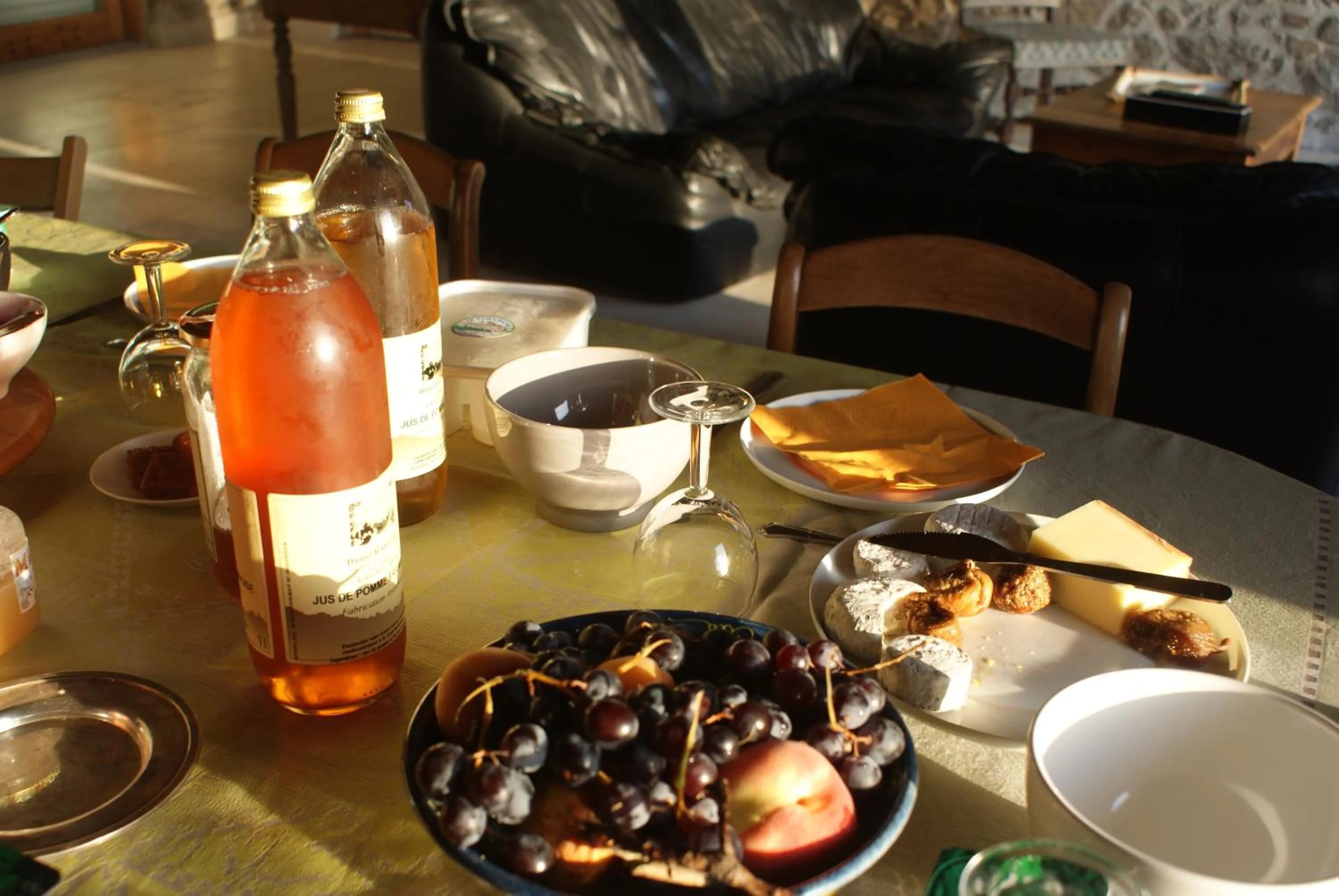 Breakfast in Le Grand Noë