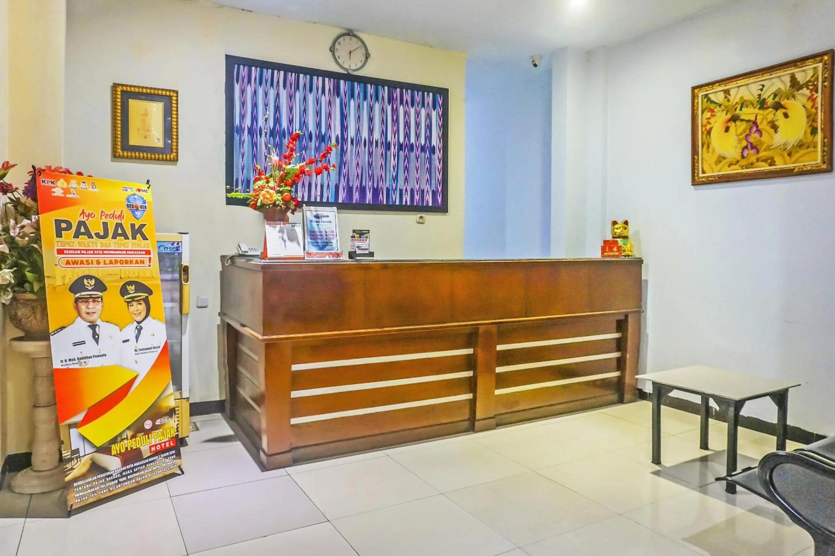 Lobby or reception in Hotel O Wisma Favorite Makassar Near Benteng Rotterdam