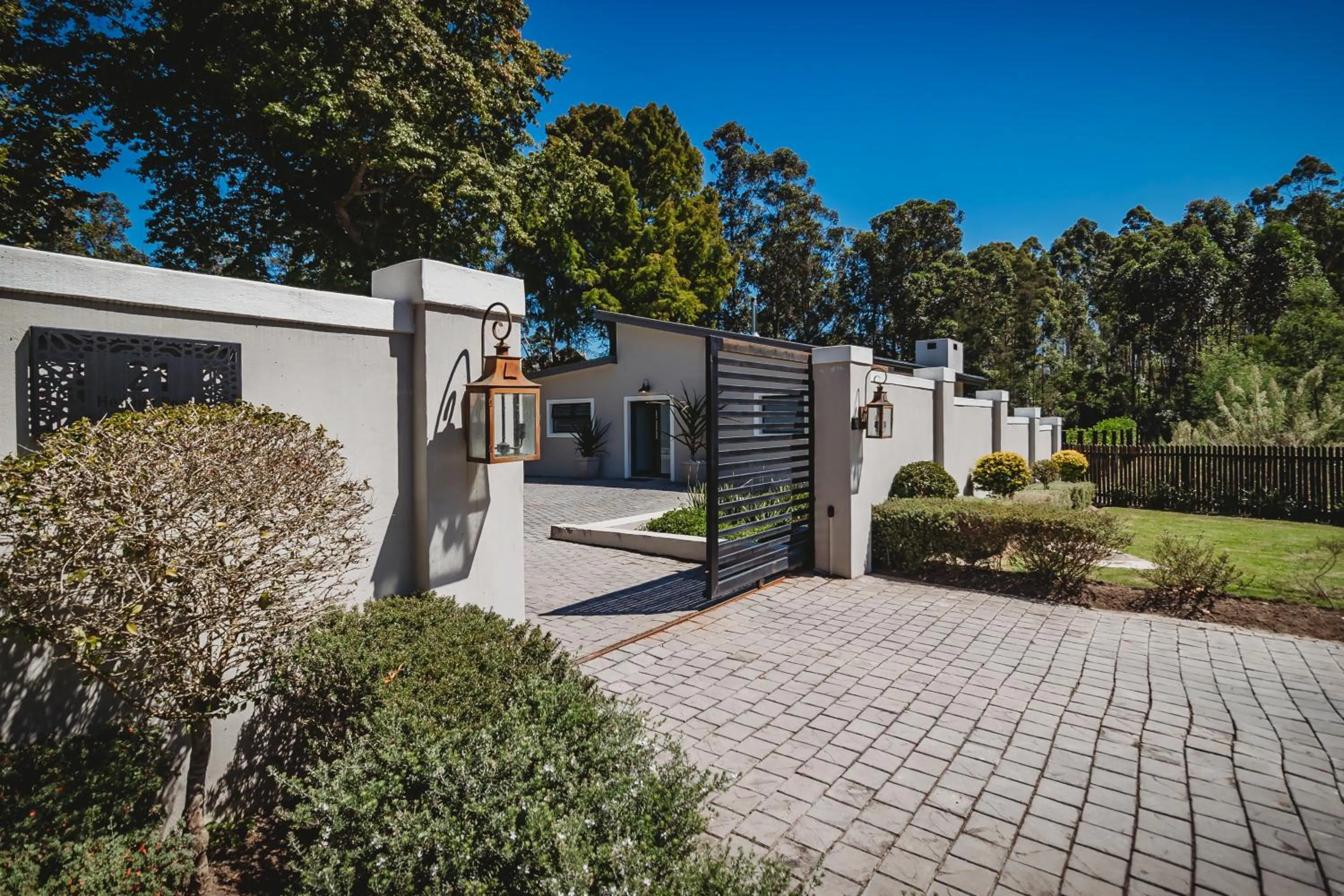 Superior Chalet - single occupancy in 21 Heather Road