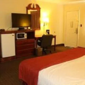 TV and multimedia, Bed in Lake View Inn & Suites