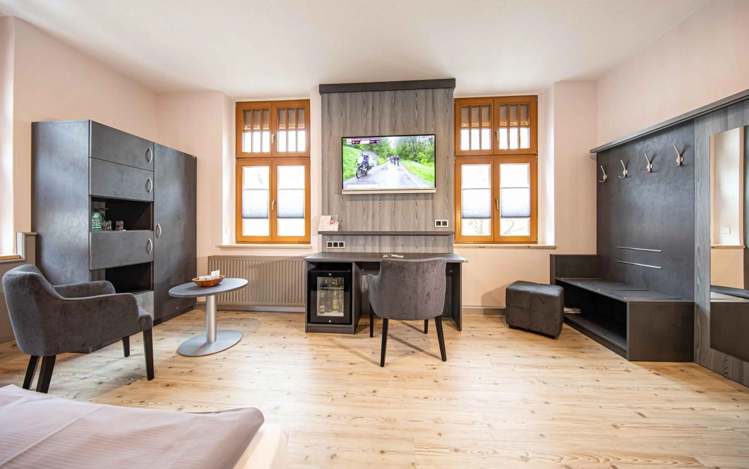 Photo of the whole room, Bed in Parkhotel Plauen