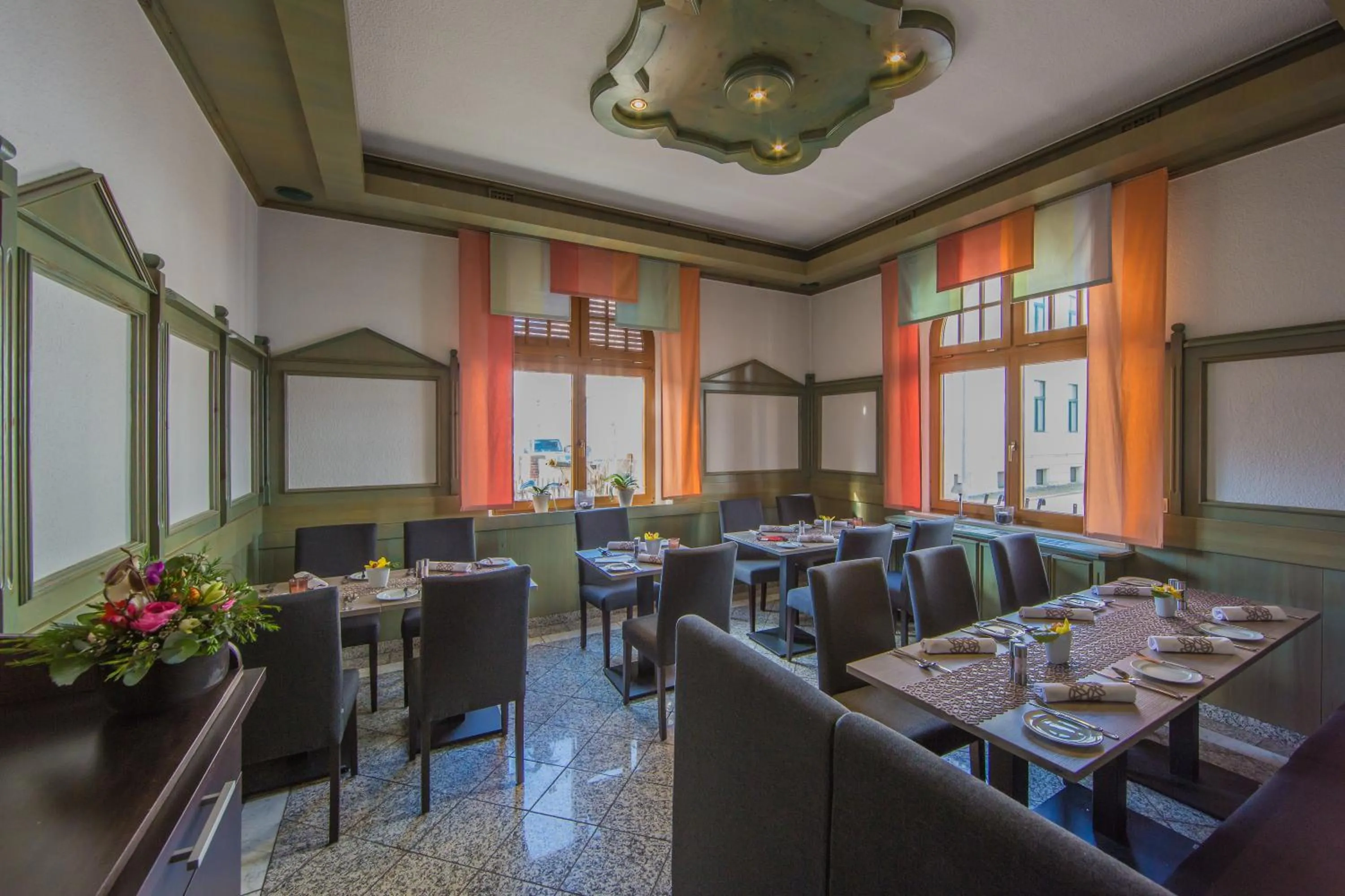 Restaurant/places to eat in Parkhotel Plauen