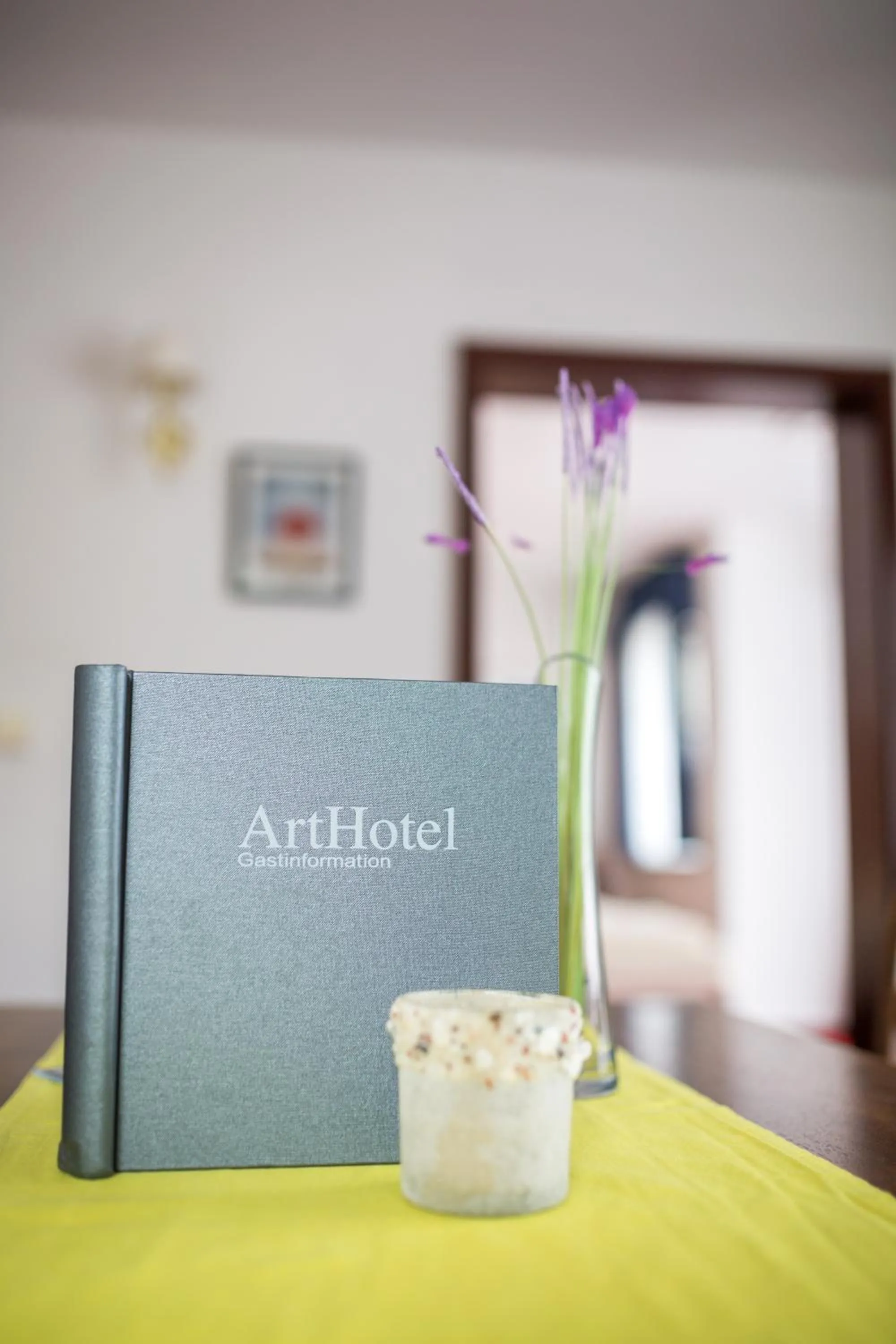 Property logo or sign in ArtHotel mare