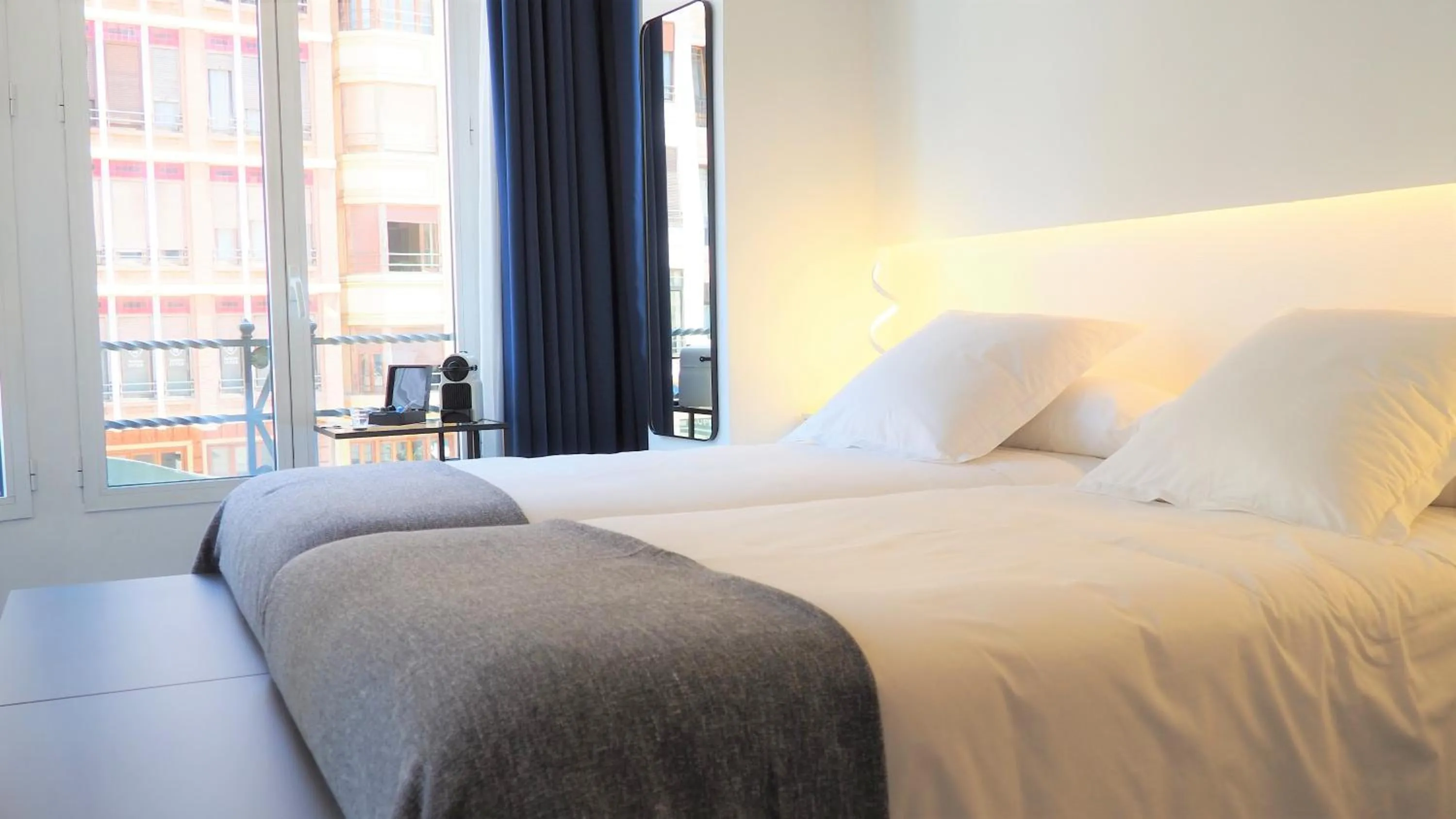 Bed in PLAZA VIEW