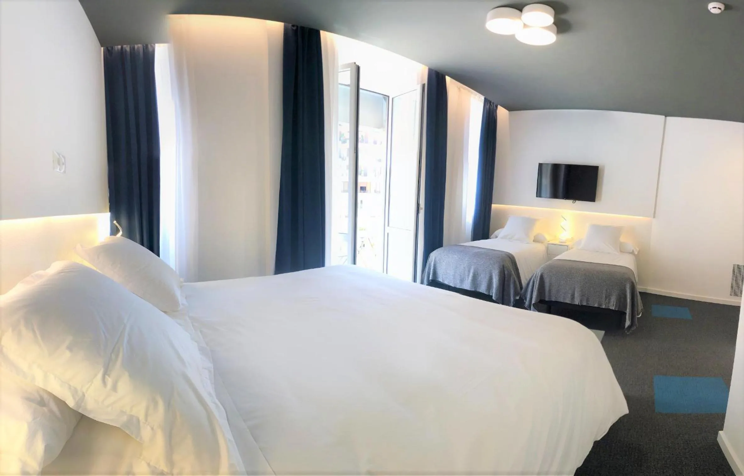 Bed in PLAZA VIEW