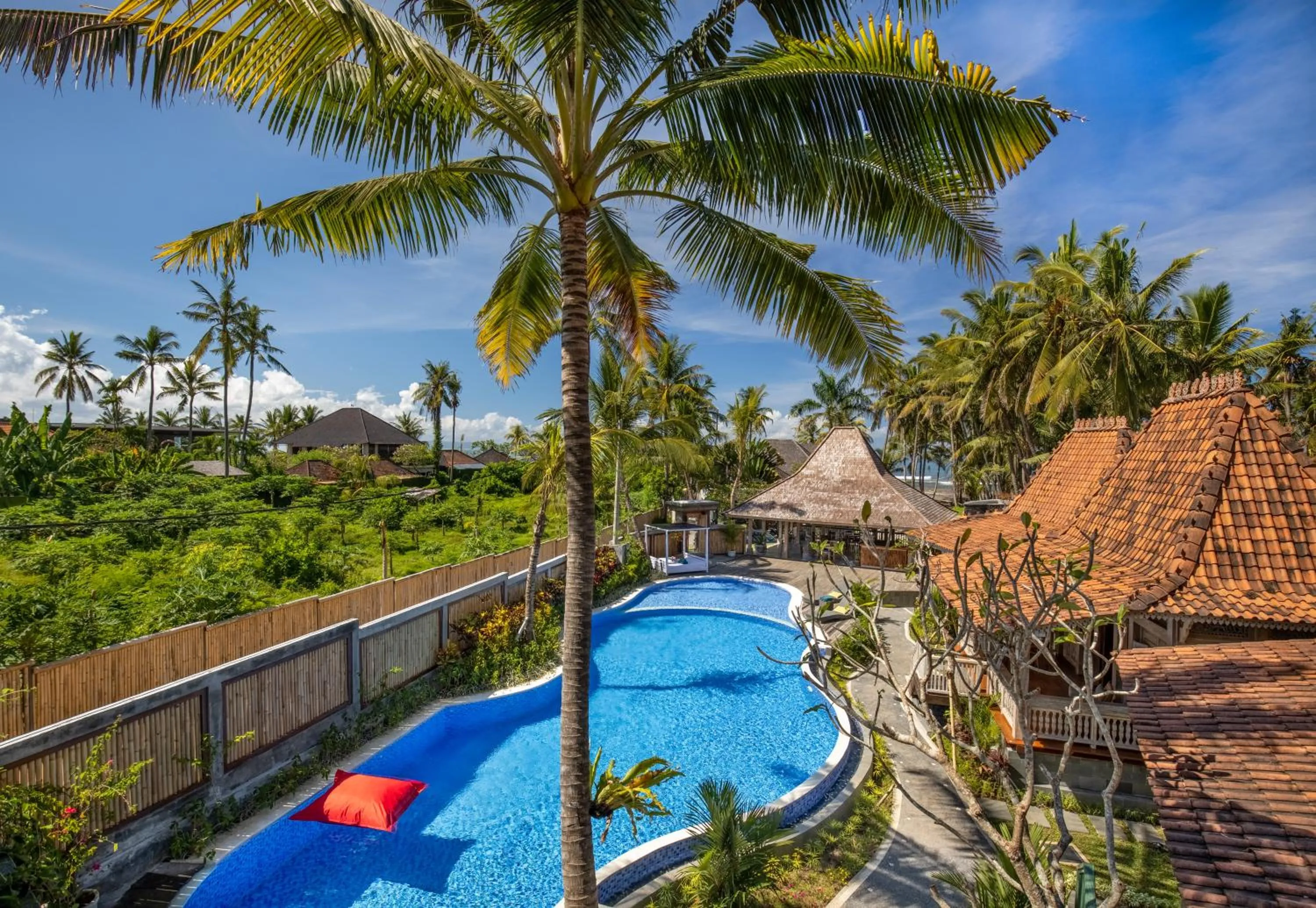 Property building in Kutus Kutus Estuary Saba Beach