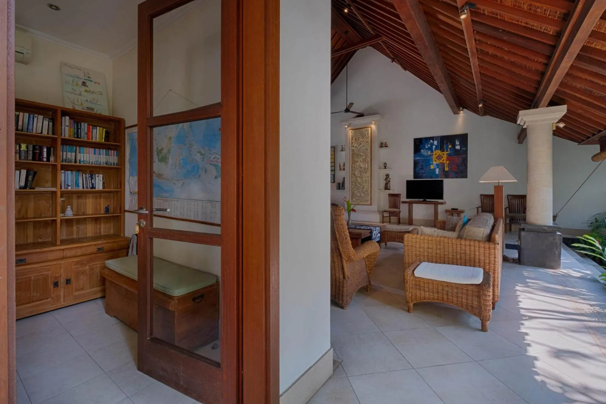 Library in Kutus Kutus Estuary Saba Beach