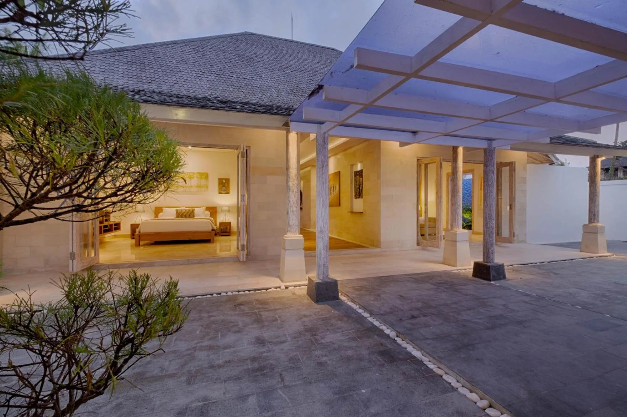 Property building in Kutus Kutus Estuary Saba Beach