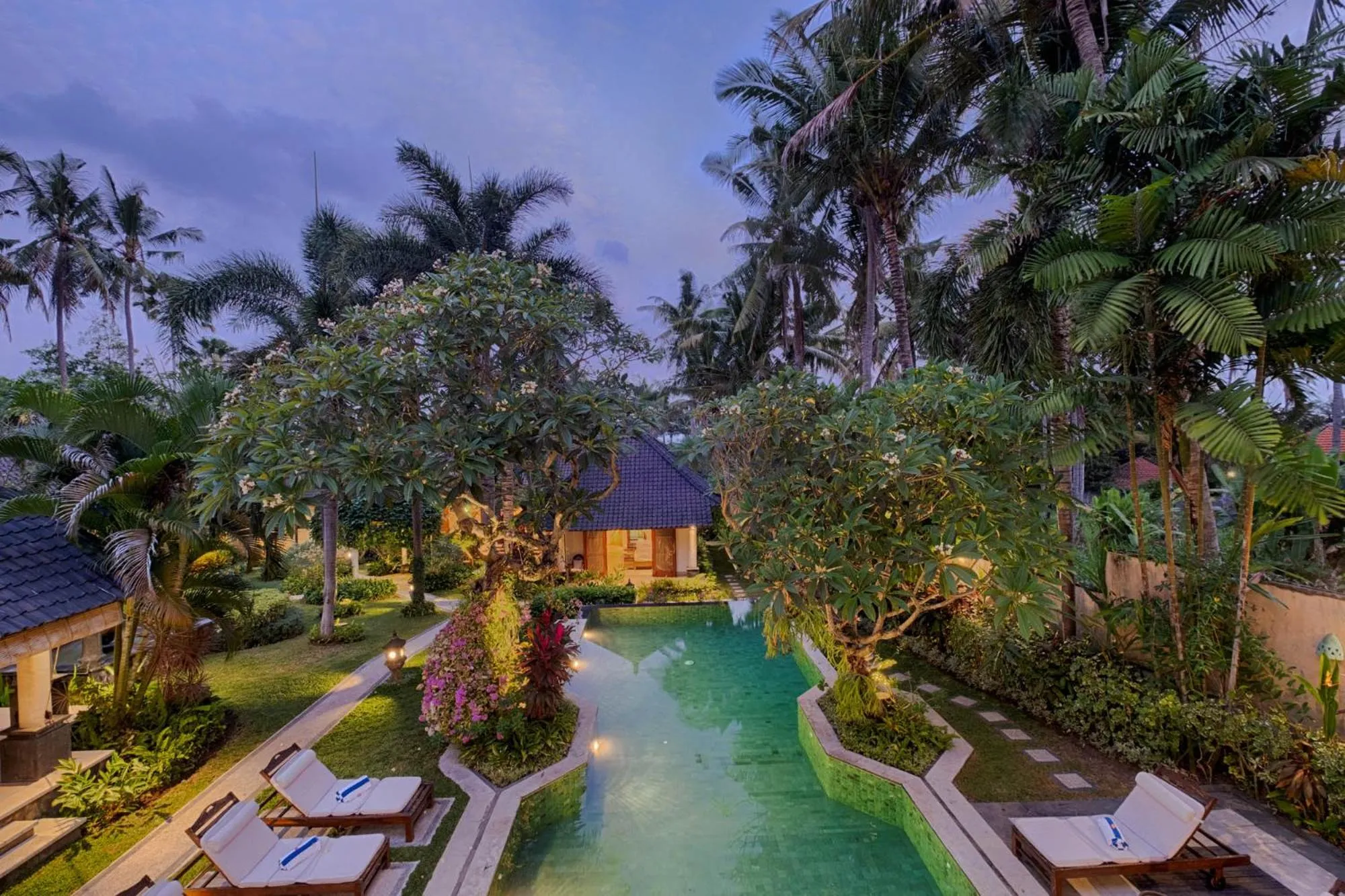 Property building in Kutus Kutus Estuary Saba Beach