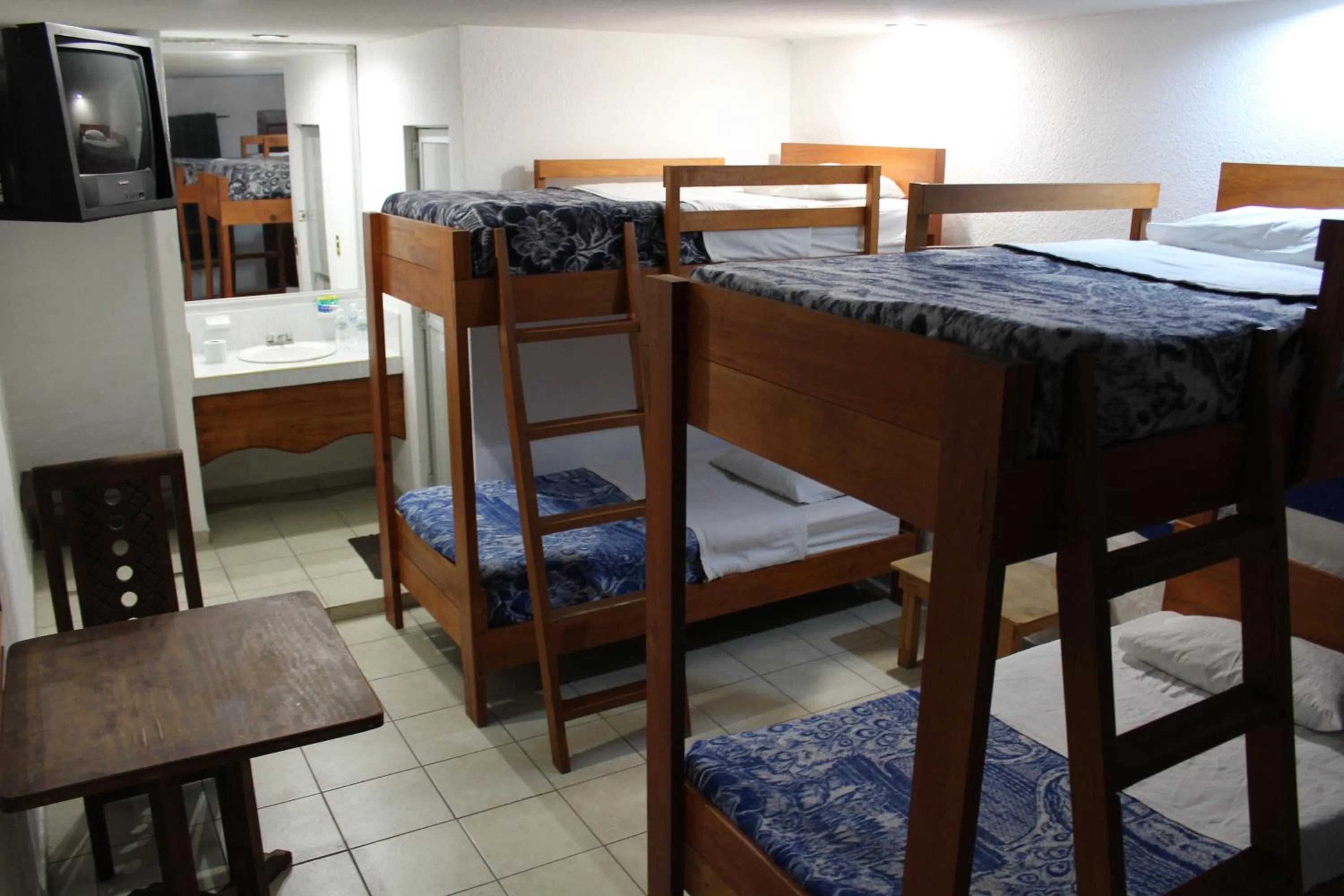 Photo of the whole room, Bed in Posada San José, Hotel