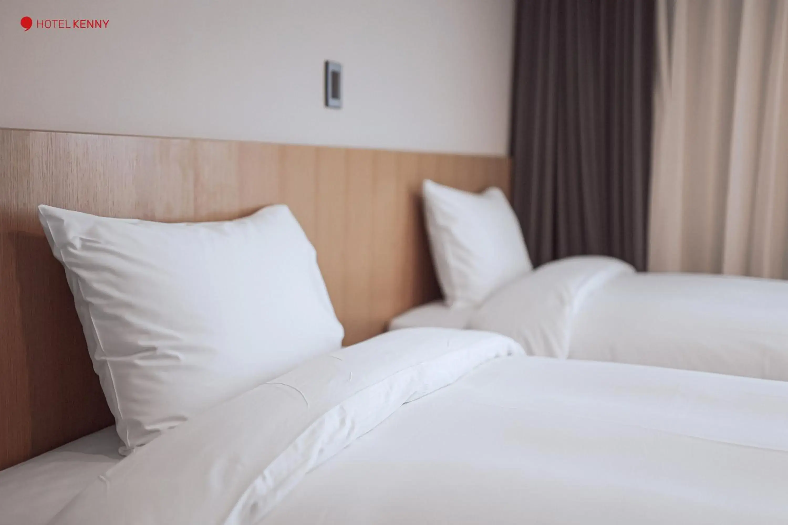 Bedroom, Bed in Hotel Kenny Yeosu Bedroom, Bed in Hotel Kenny Yeosu