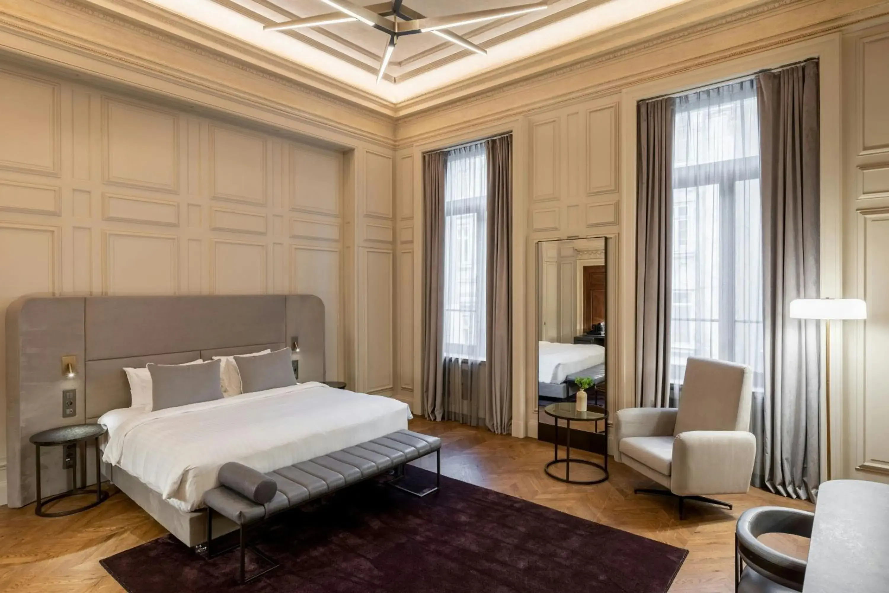 Photo of the whole room, Bed in The Marmorosch Bucharest, Autograph Collection Photo of the whole room, Bed in The Marmorosch Bucharest, Autograph Collection