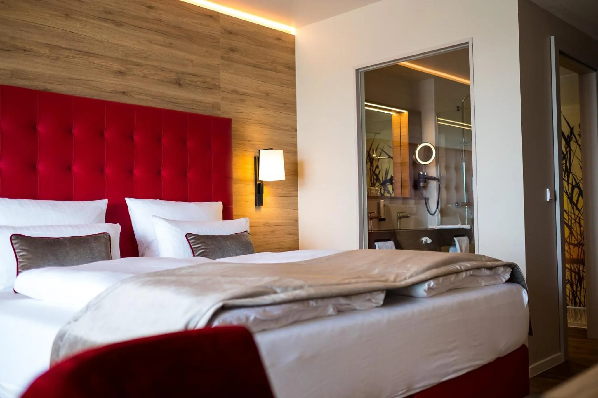 Bed in Rebhan's Business und Wellness Hotel