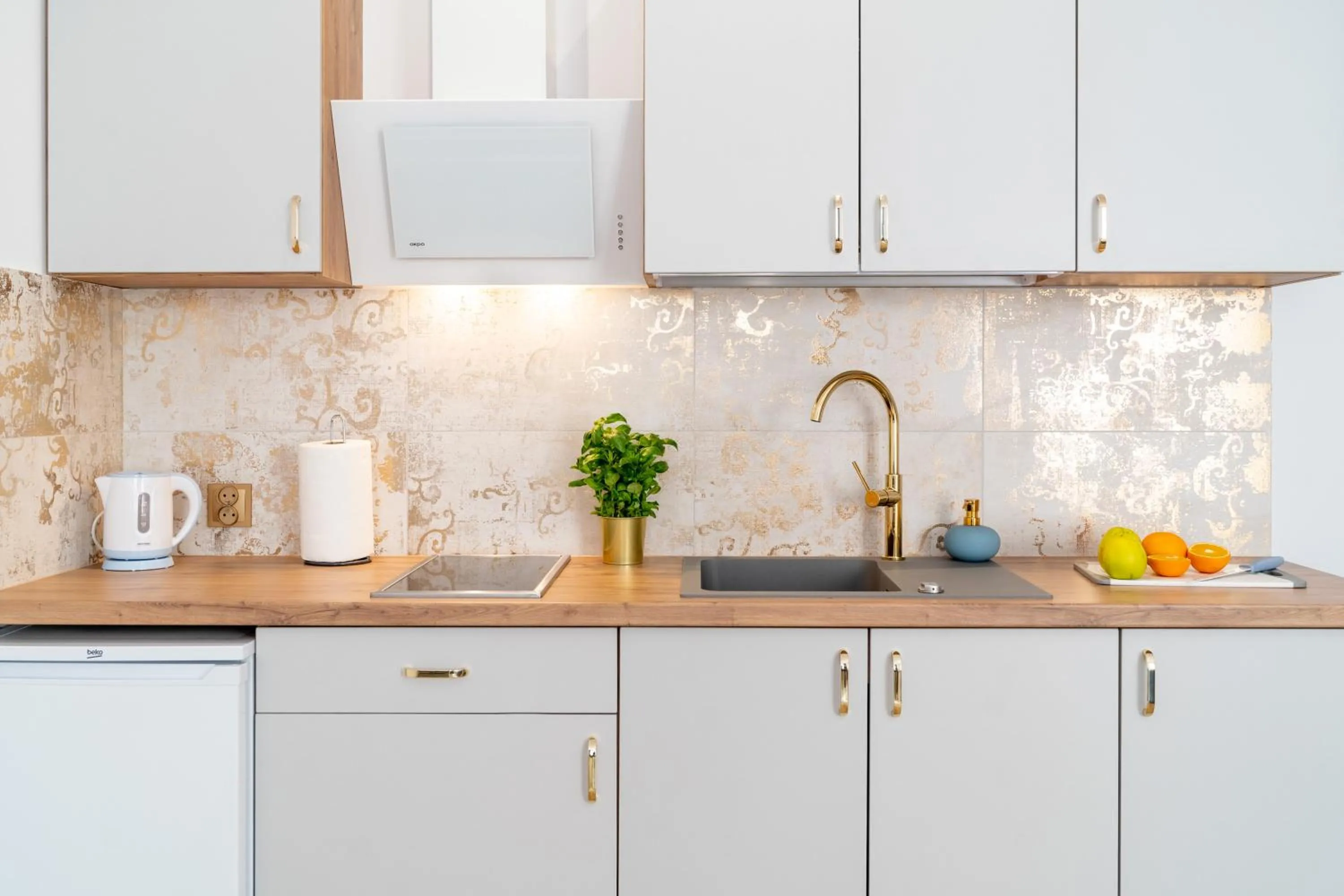 Kitchen or kitchenette in Helios Aparthotel